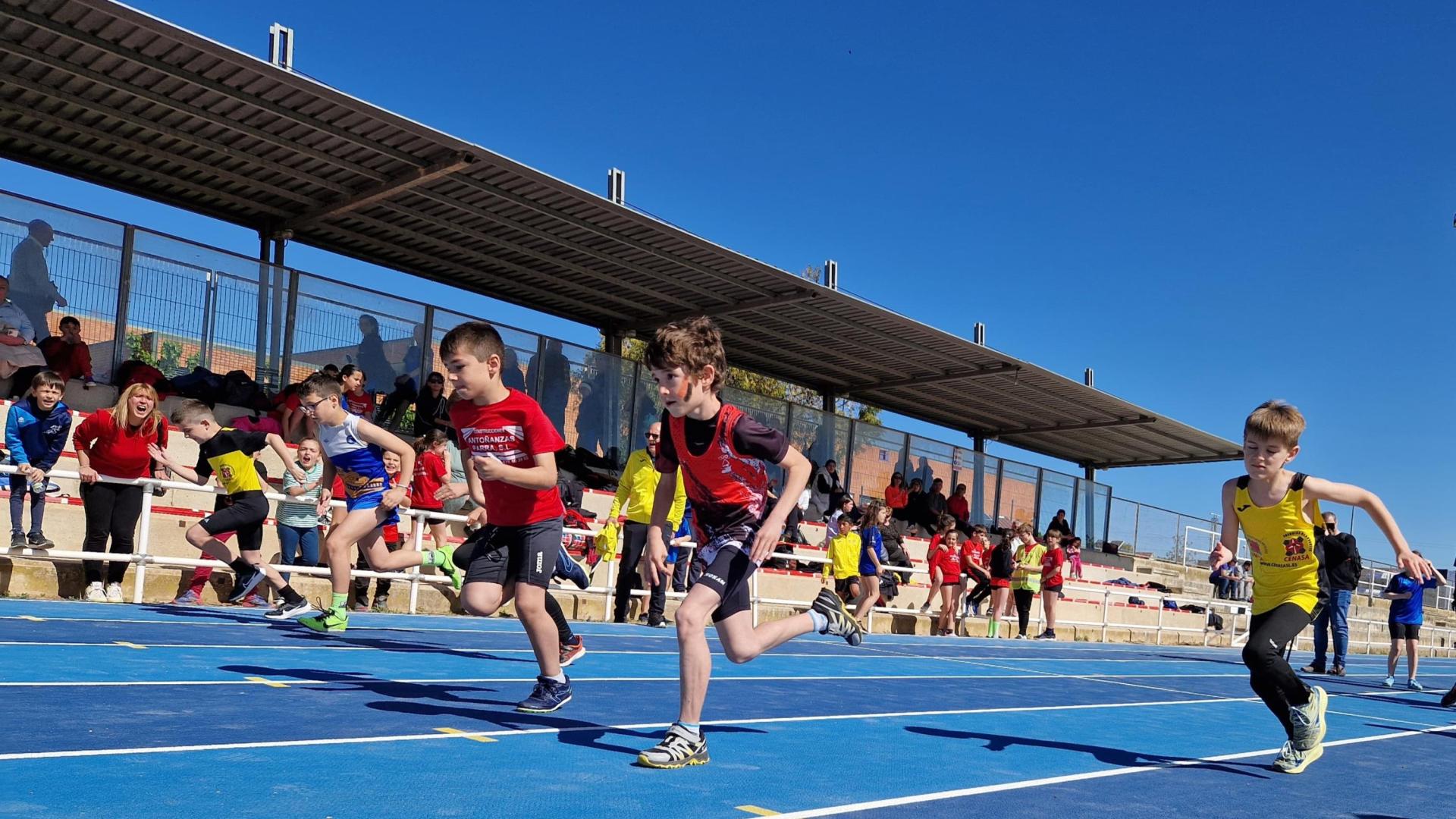 Finales de atletismo en Tudela de los Juegos Deportivos de Navarra
