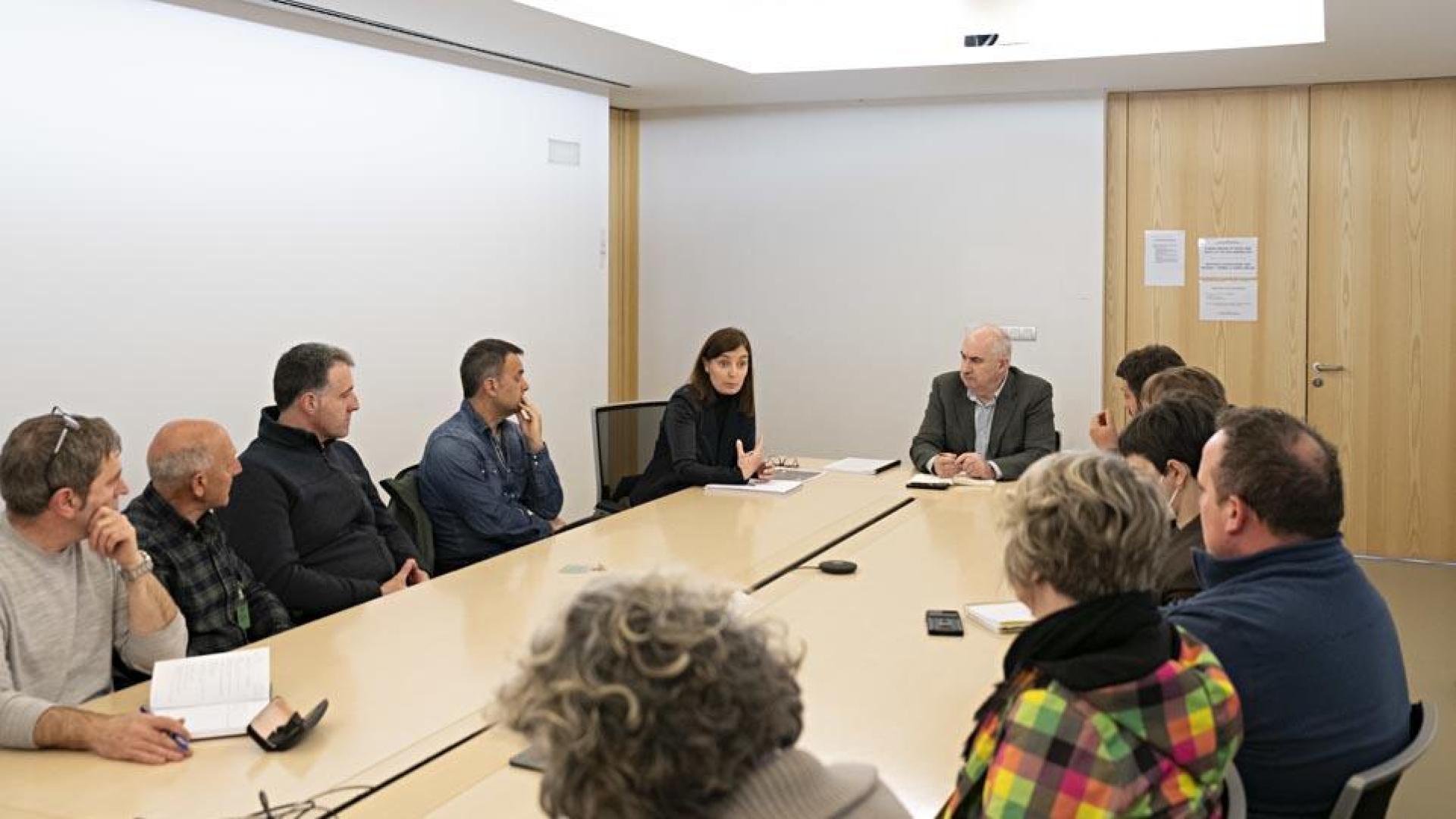 Un momento de la reunión mantenida con alcaldes de once ayuntamientos

GOBIERNO DE NAVARRA

23/04/2024