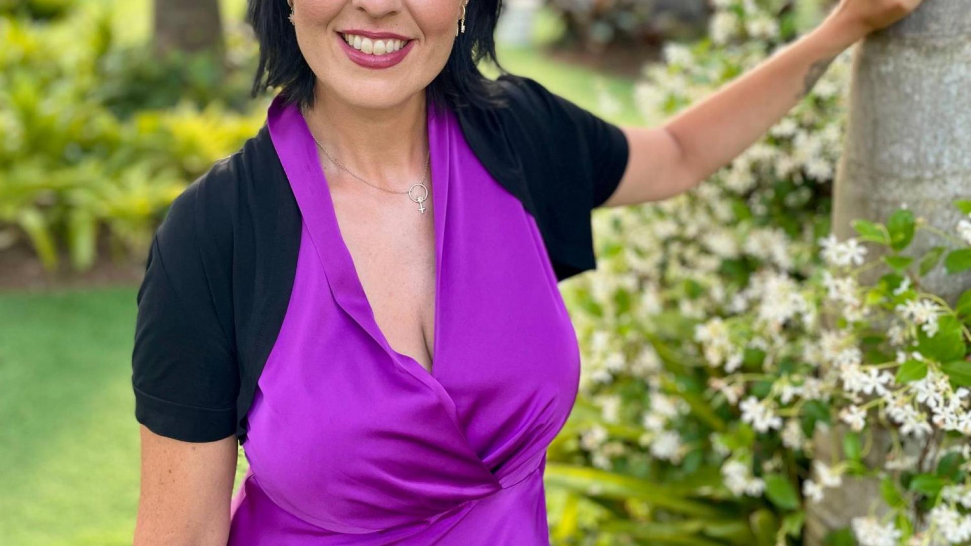Helena Areta, entre las palmeras que crecen en la ciudad de Orlando.