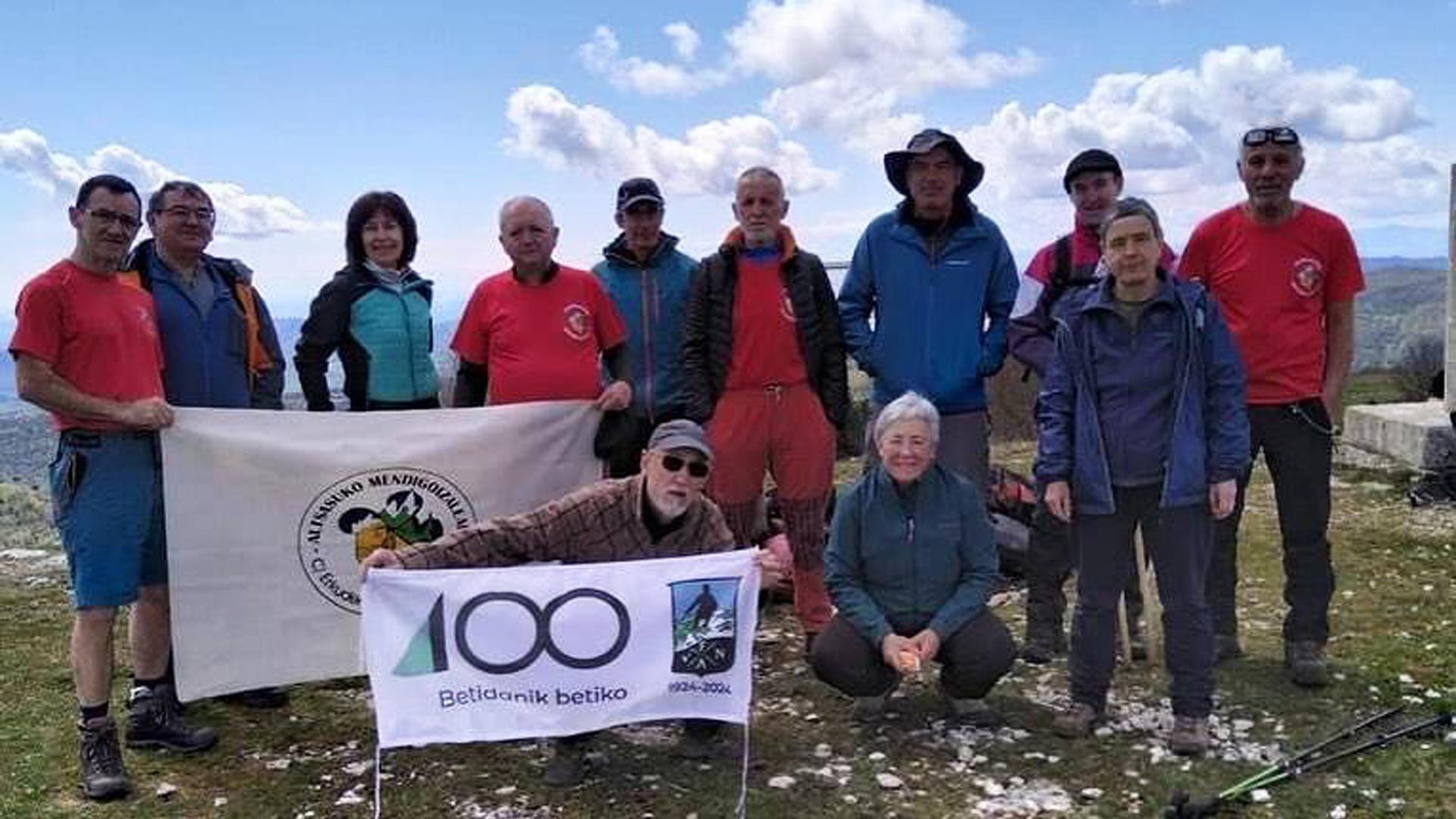 ALTSASUKO MENDIGOIZALEAK. El grupo realizó la ascensión al Dulantz.