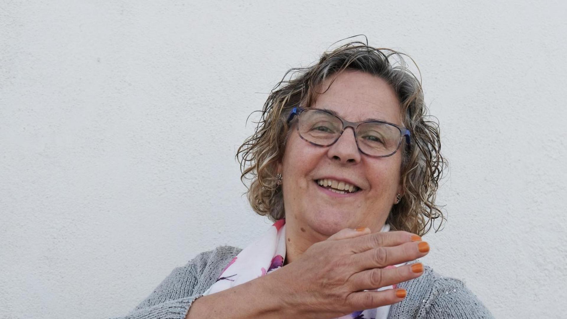 Charo López Luquin asistió en el parto a su cuñada en 1982.