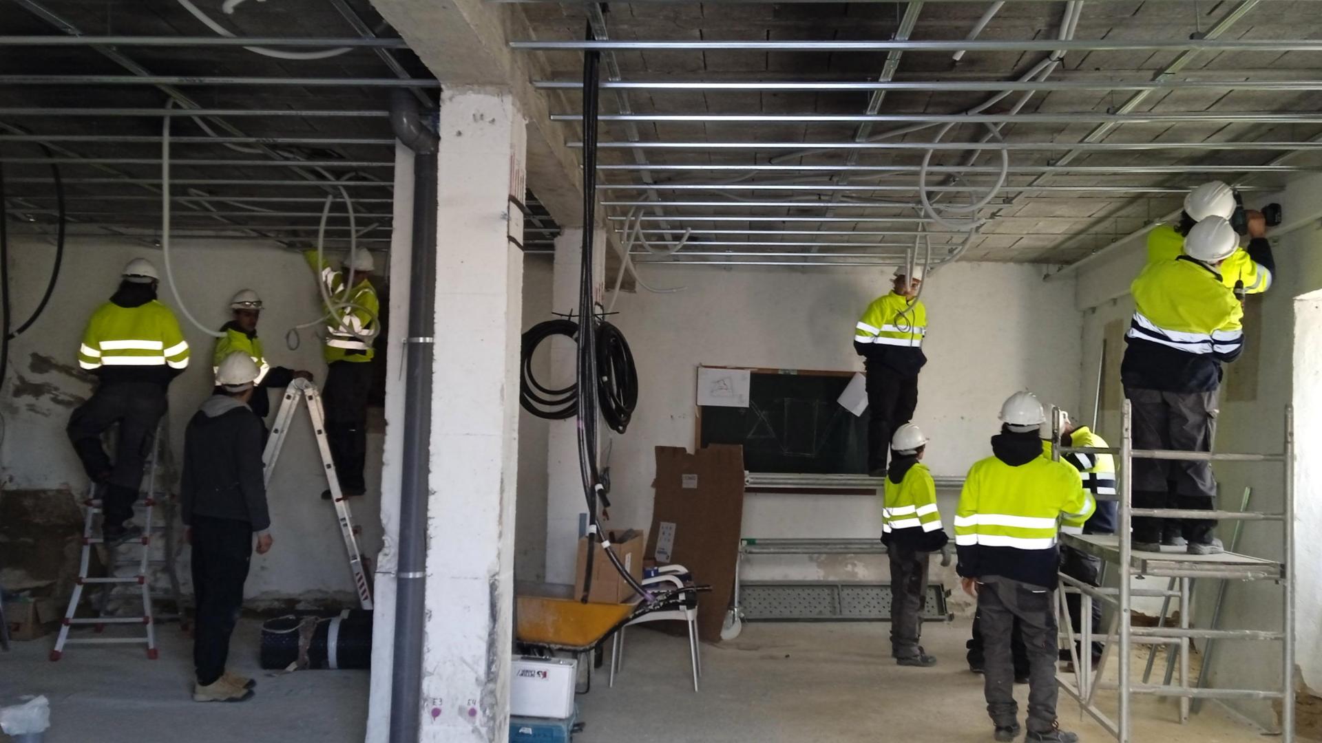 Taller de formación y empleo para rehabilitar un edificio como espacio rural comunitario Aldaia en Muzqui (valle de Guesálaz).