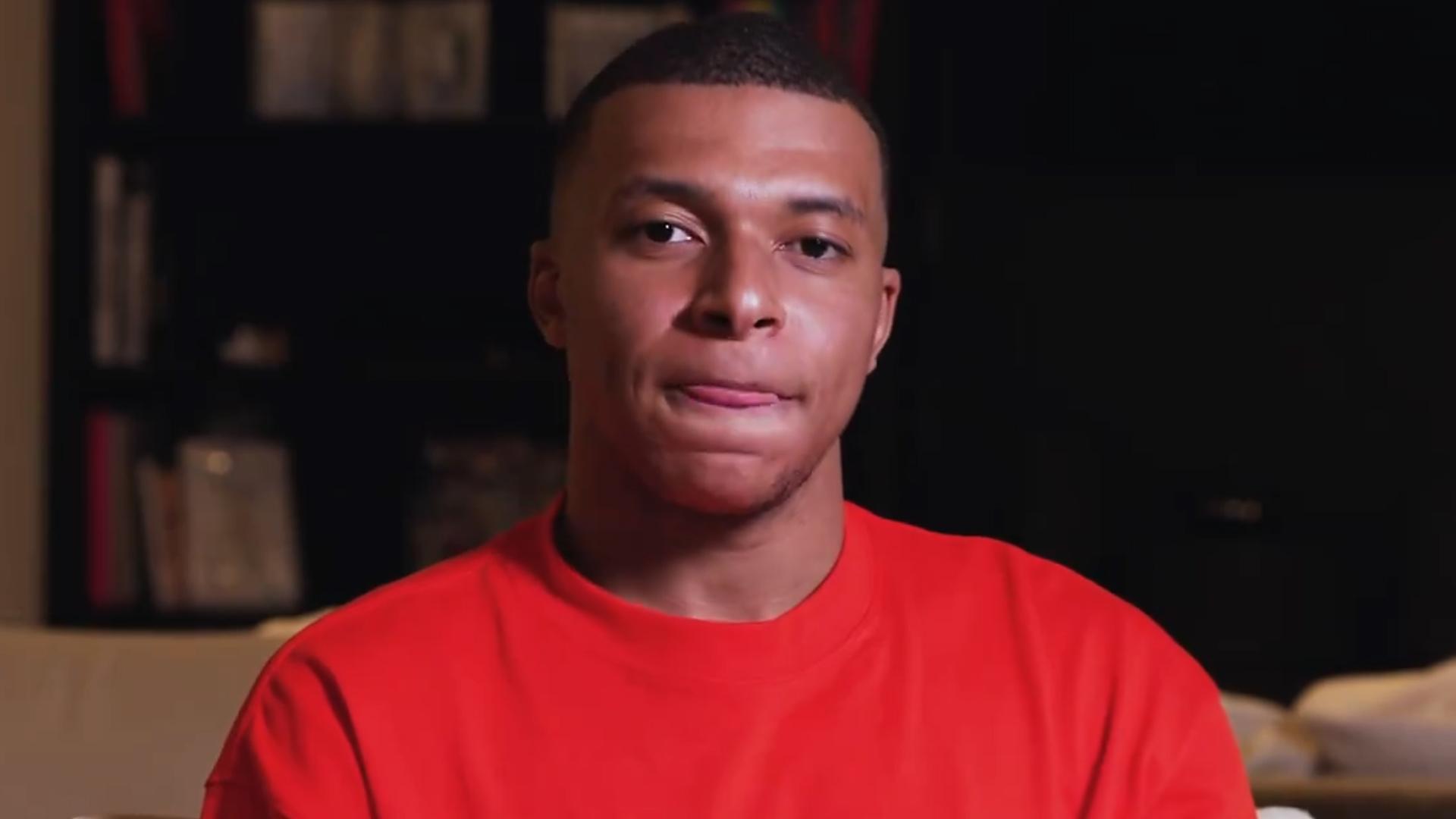 Kylian Mbappé durante el vídeo colgado en sus redes anunciando que deja el PSG