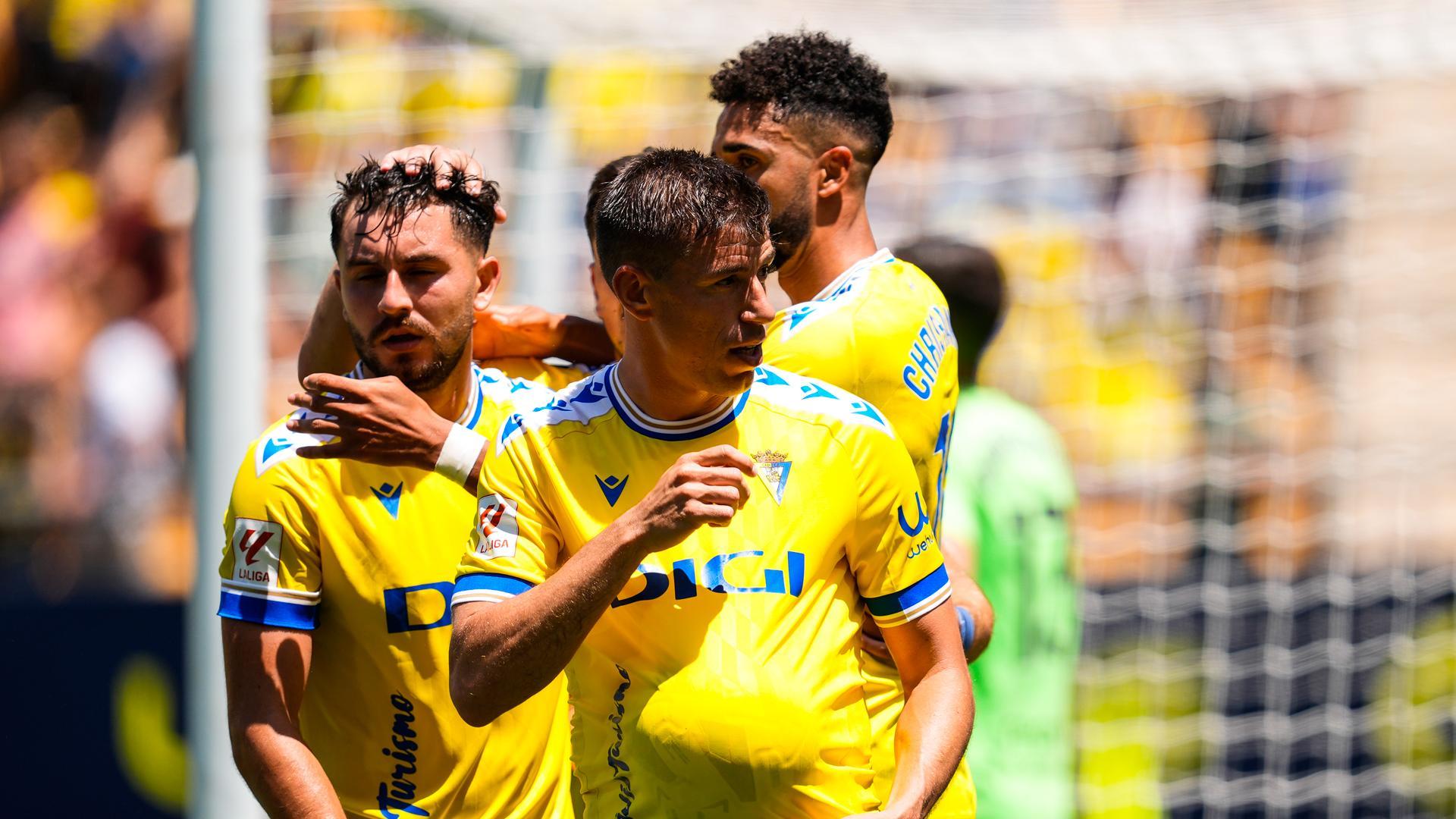 Rubén Alcaraz celebra su tanto al Getafe
