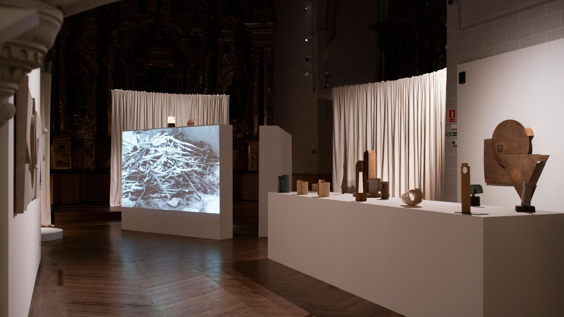 Exposición de José Ramón Anda en la capilla del Museo de Navarra