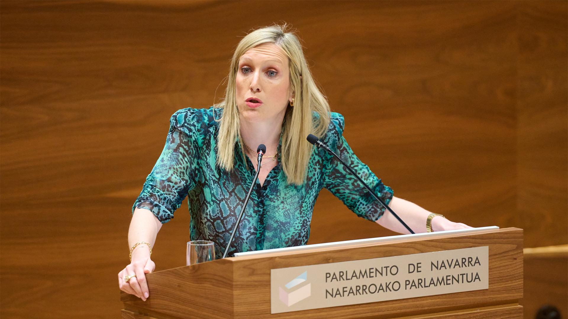 La consejera de Universidad, Innovación y Transformación Digital, Patricia Fanlo, en el Parlemento de Navarra