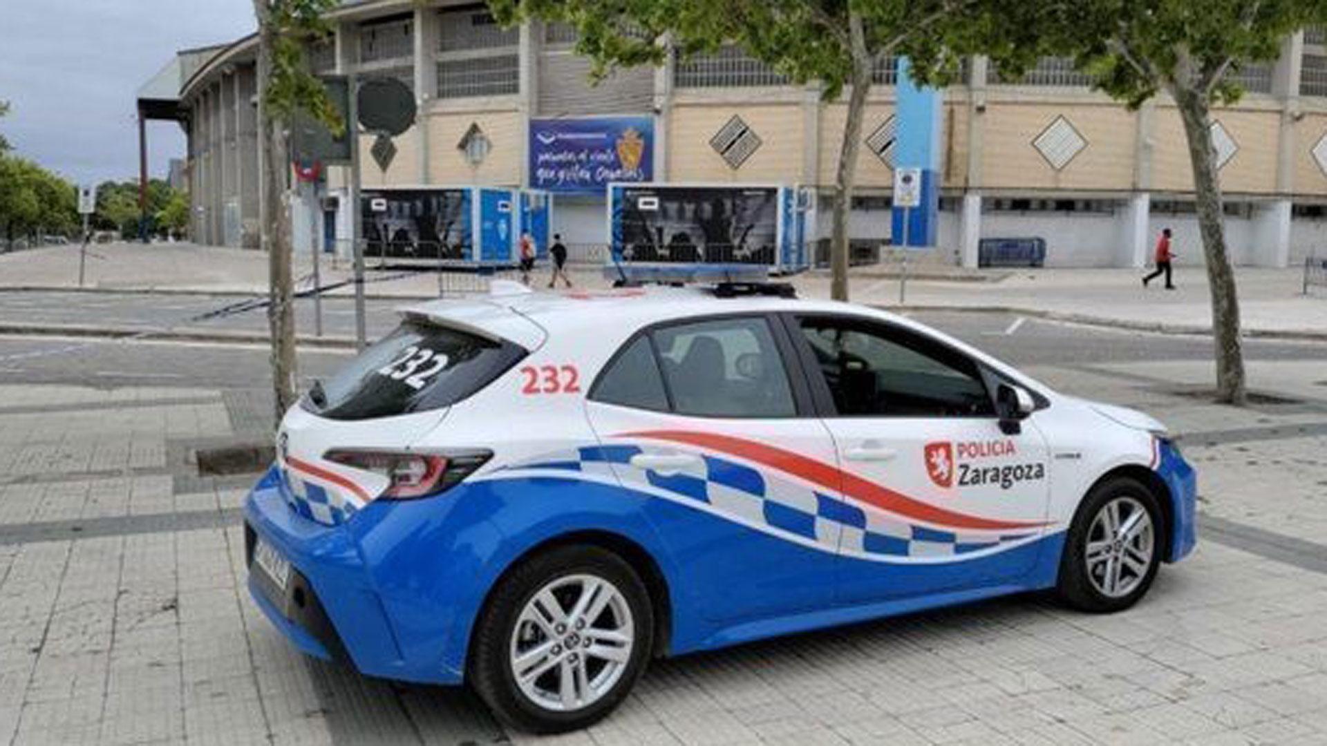 Un coche de la Policía Local de Zaragoza