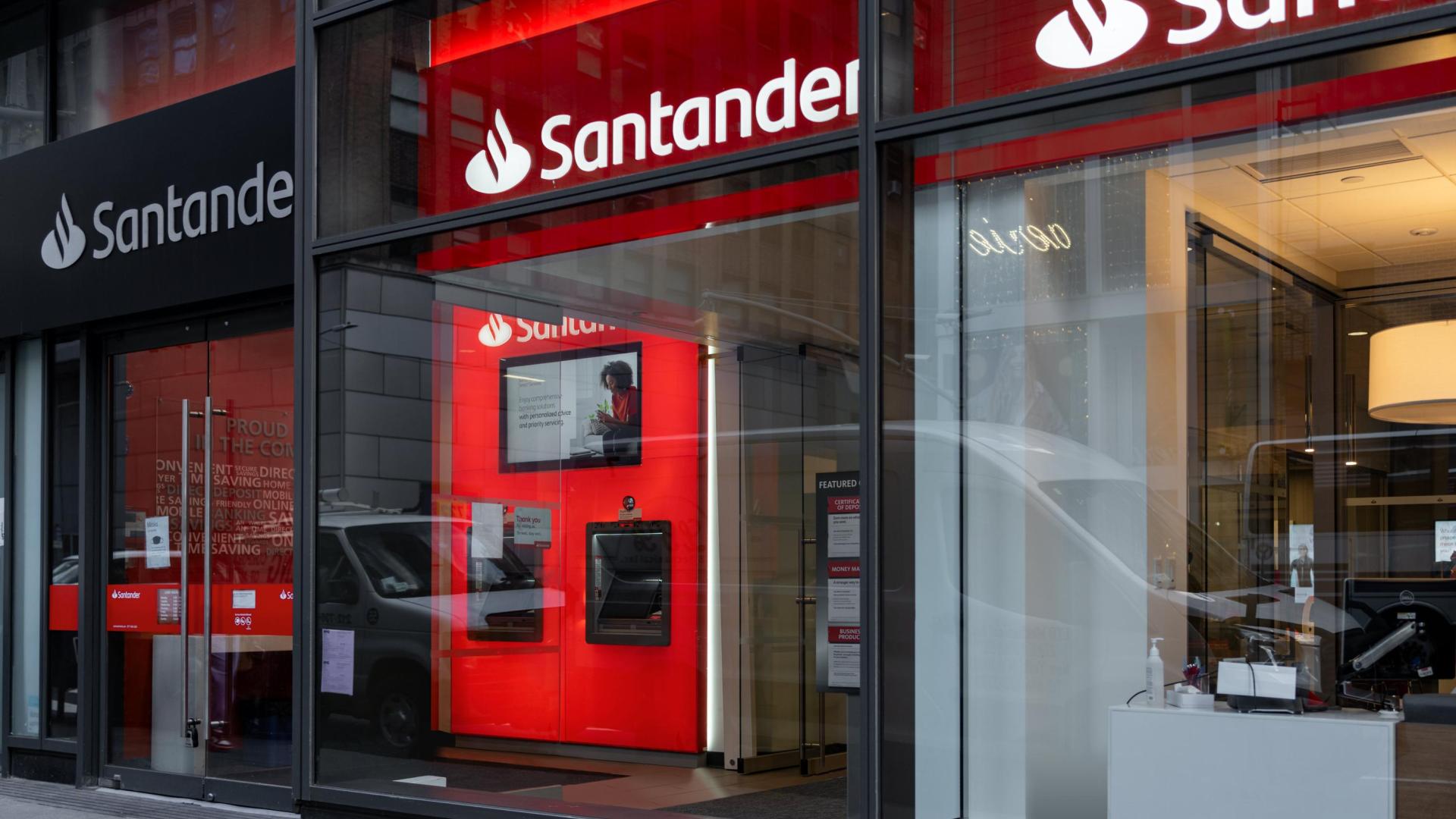 Este banco posee la certificación ‘Residuo Cero’ de la Asociación Española de Normalización y Certificación (AENOR)