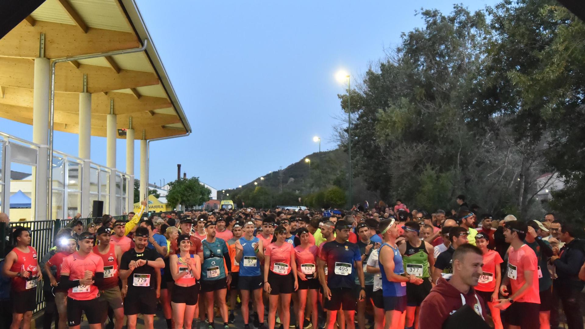 La V Marcha Nocturna Luciérnagas de Peñalen reunió este 1 de junio por la noche a 850 participantes