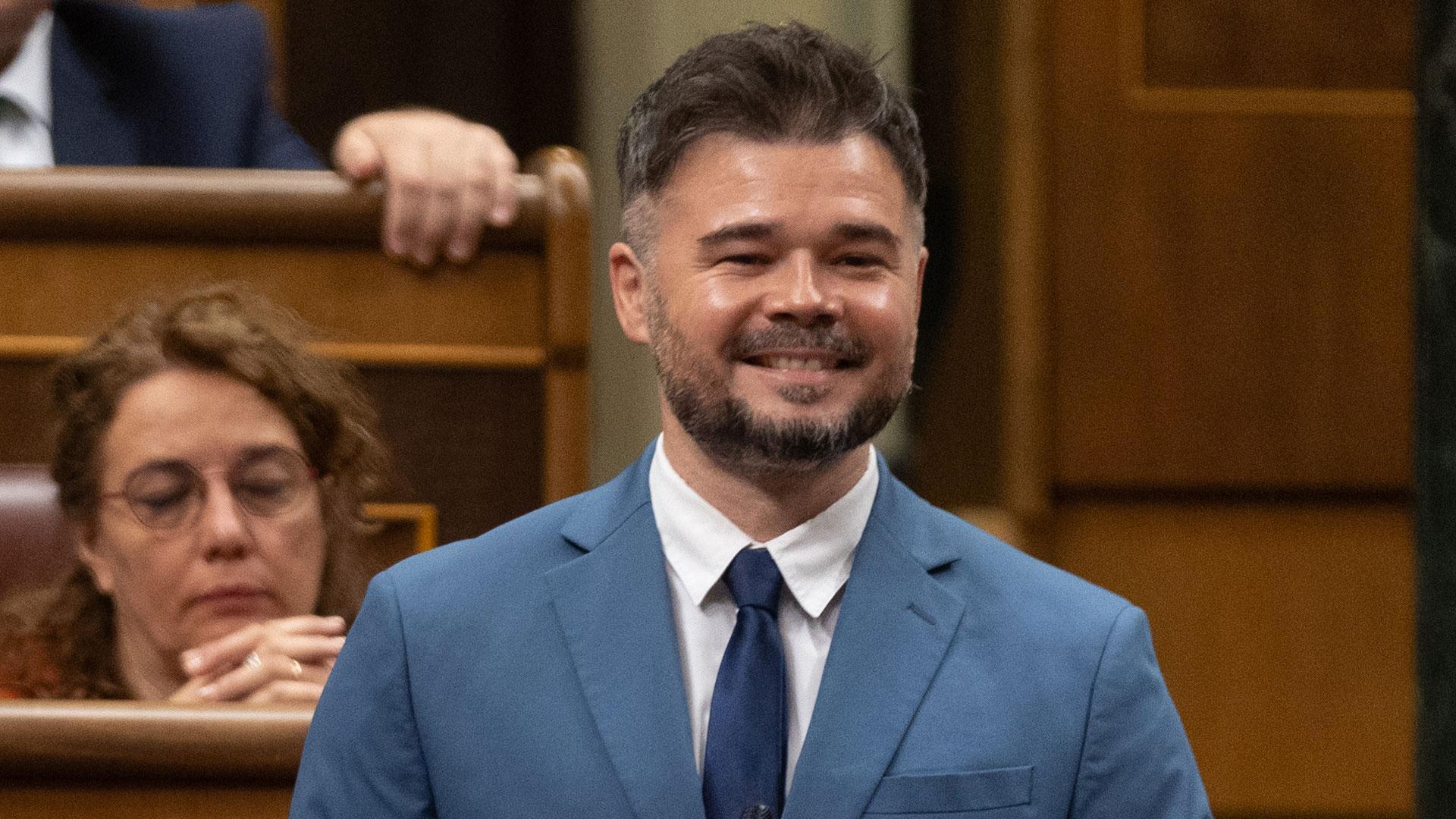 El portavoz de ERC en el Congreso, Gabriel Rufián, interviene durante una sesión de control, en el Congreso de los Diputados