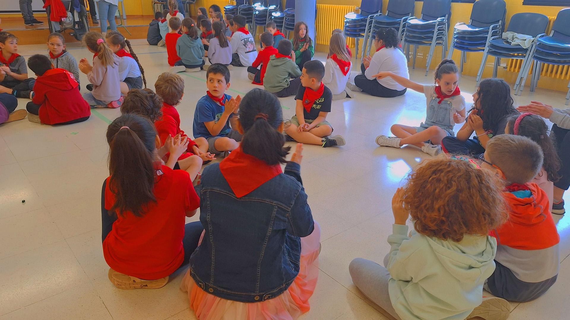 Los estudiantes de ambos centros disfrutaron de una jornada al alimón con tinte inclusivo.
