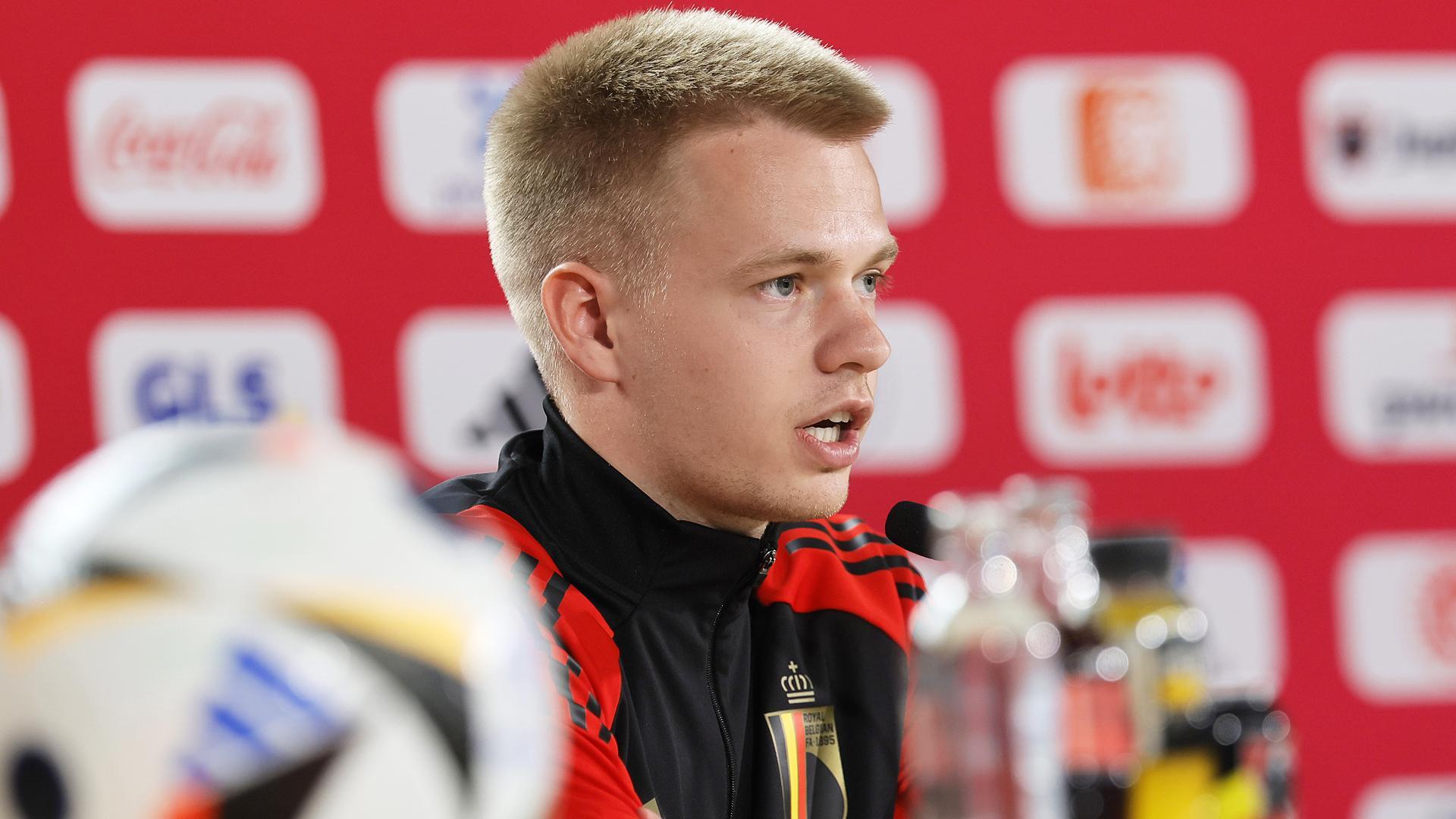 El belga Arthur Vermeeren en una comparecencia previa al estreno de Bélgica en la Eurocopa
