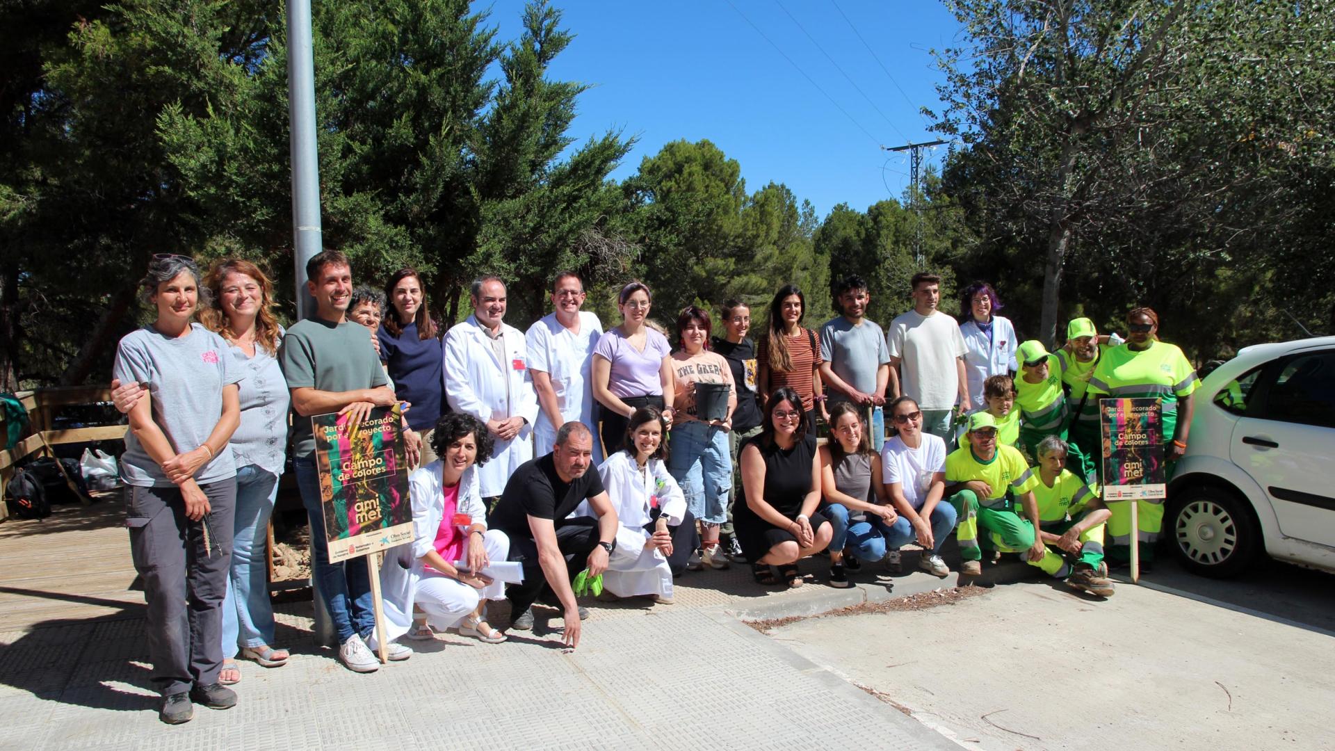 Representantes del Área de Salud de Tudela y de Amimet, juntos tras la firma del convenio