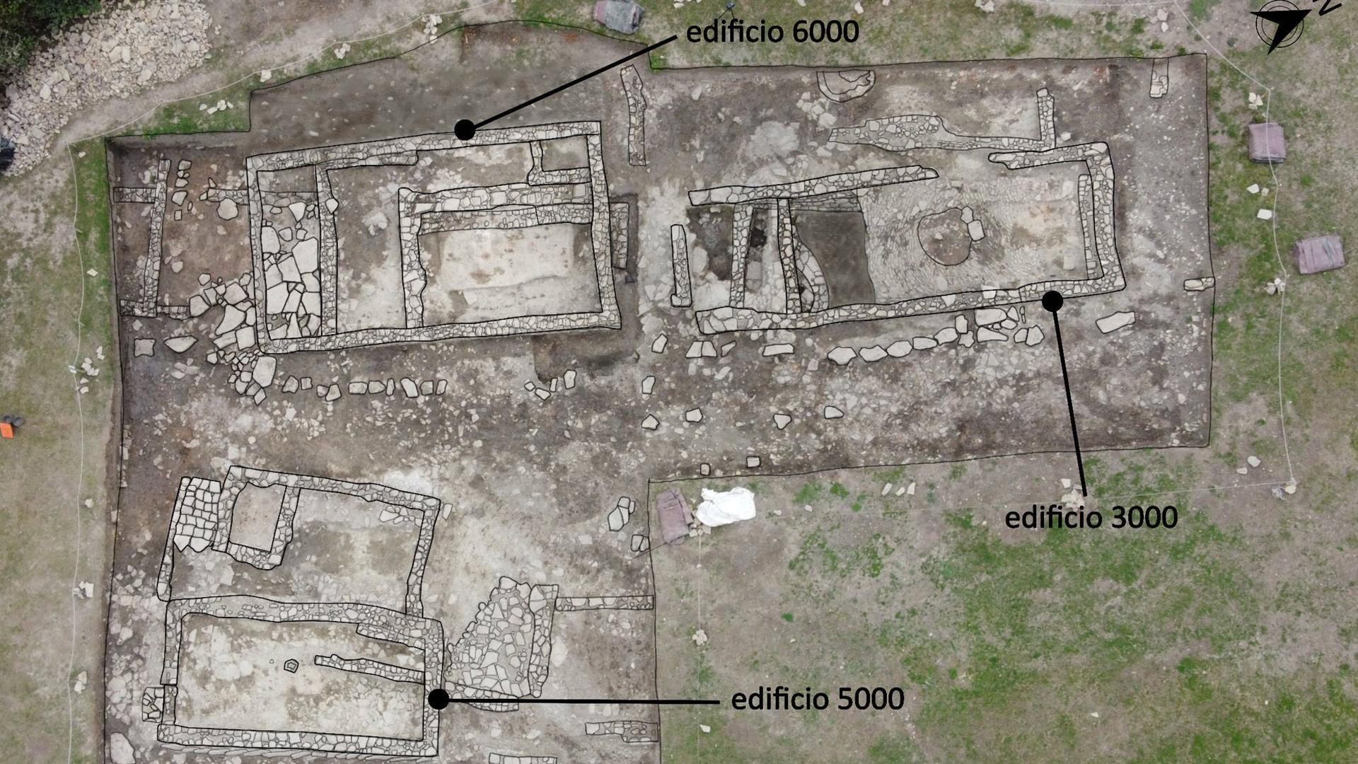 Las tres viviendas excavadas que serán consolidadas. En el edificio 6000 apareció la mano de Irulegi
