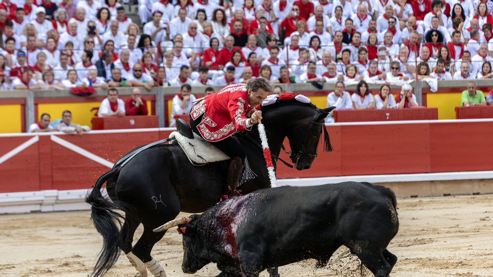 Fotos de la corrida de rejones y la emotiva despedida de Pablo Hermoso de Mendoza./