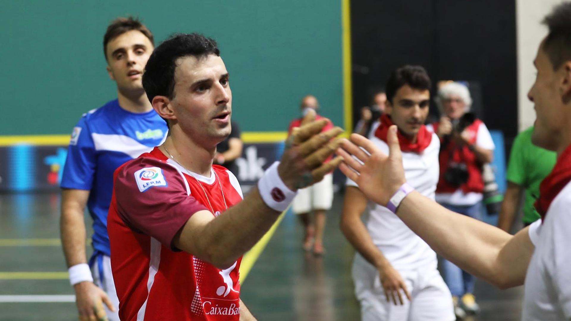 Jokin Altuna venció 22-21 a Jon Ander Peña en la final del Torneo de San Fermín 2024 disputada en el frontón Labrit y con un ambientazo increíble