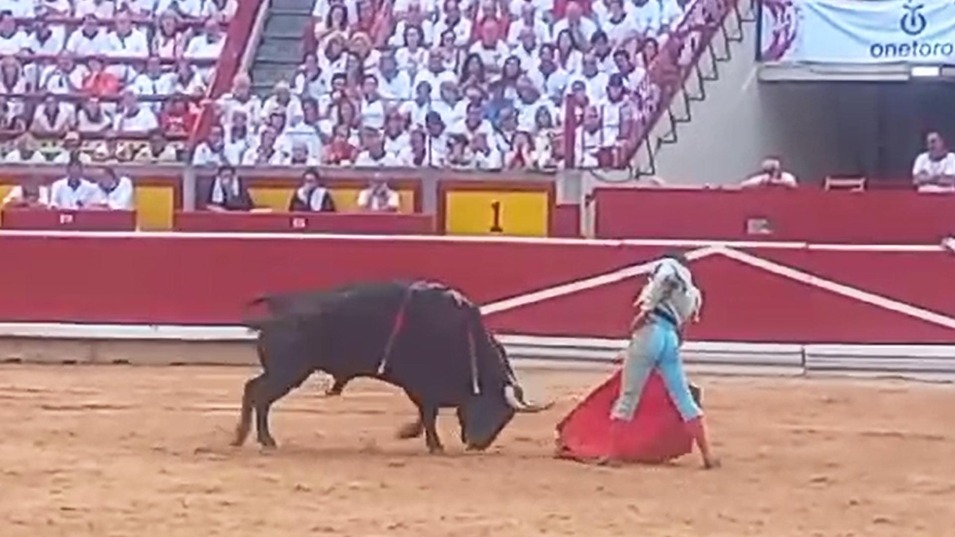 Vídeo con pases de Daniel Luque a su segundo