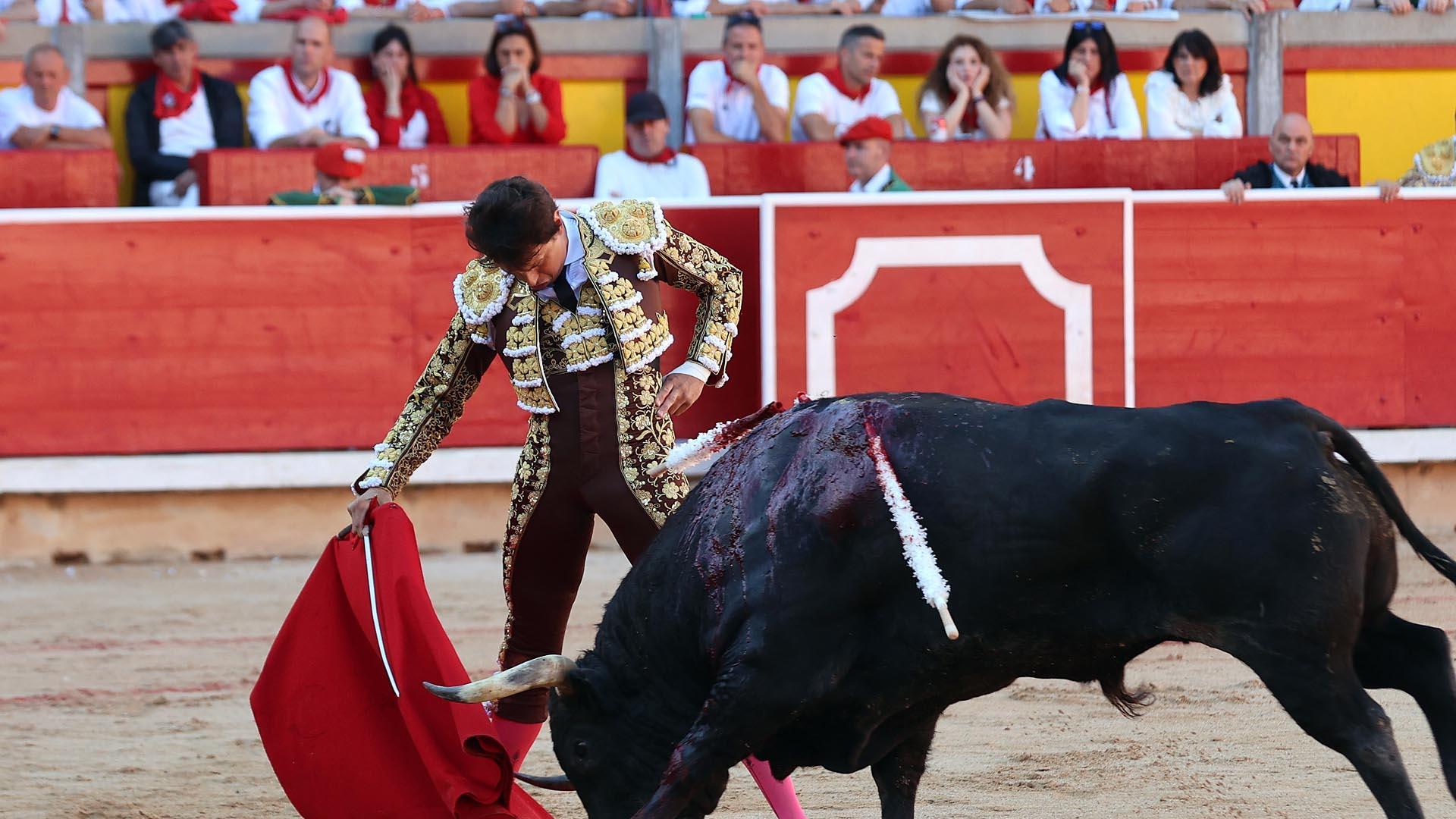 Imágenes de la corrida del 12 de julio con toros de la ganadería Jandilla para los diestros  Cayetano Rivera, Roca Rey y Pablo Aguado