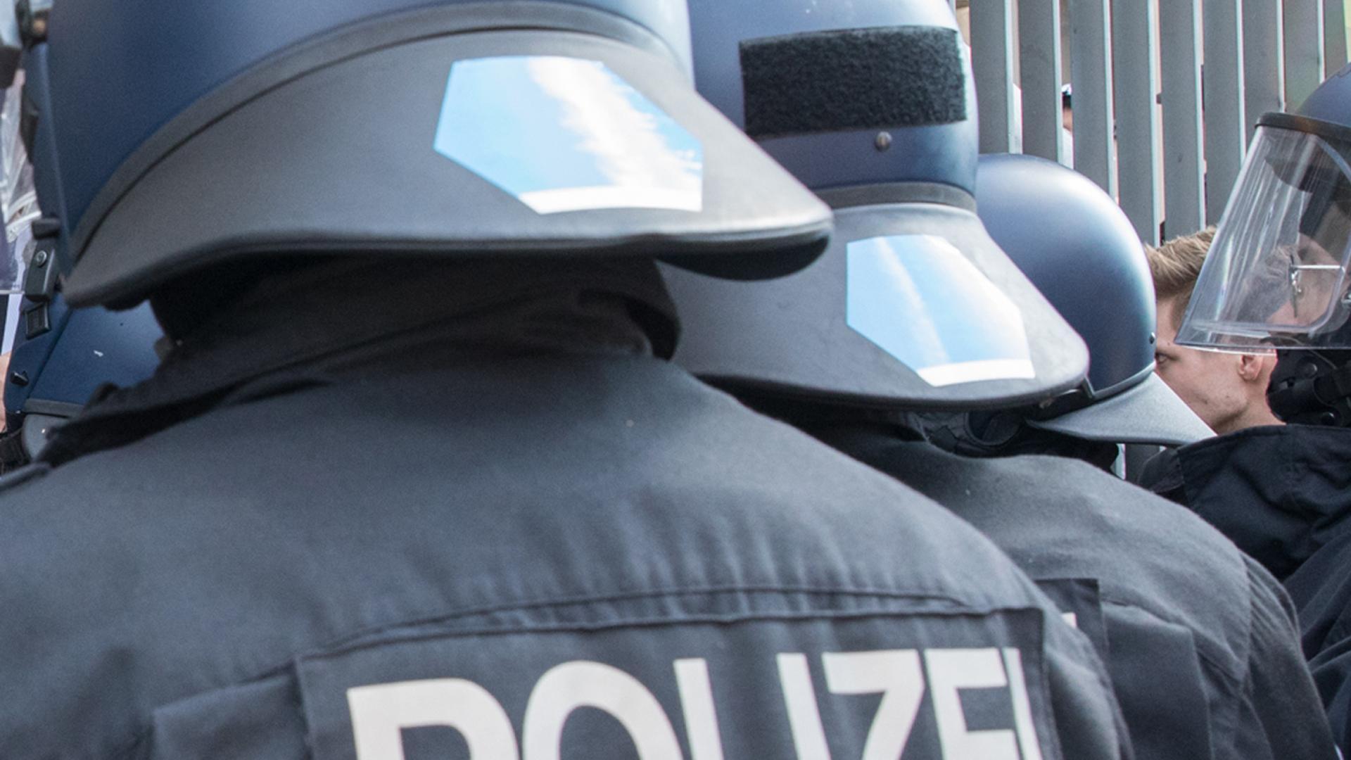 Varios agentes de la policía alemana