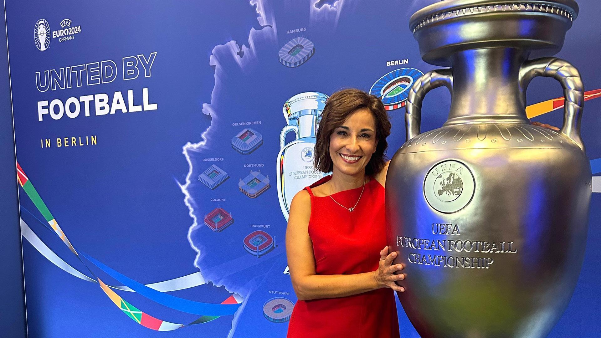 Adela González, que presentará 'Mañaneros', presenció en Berlín la final de la Eurocopa