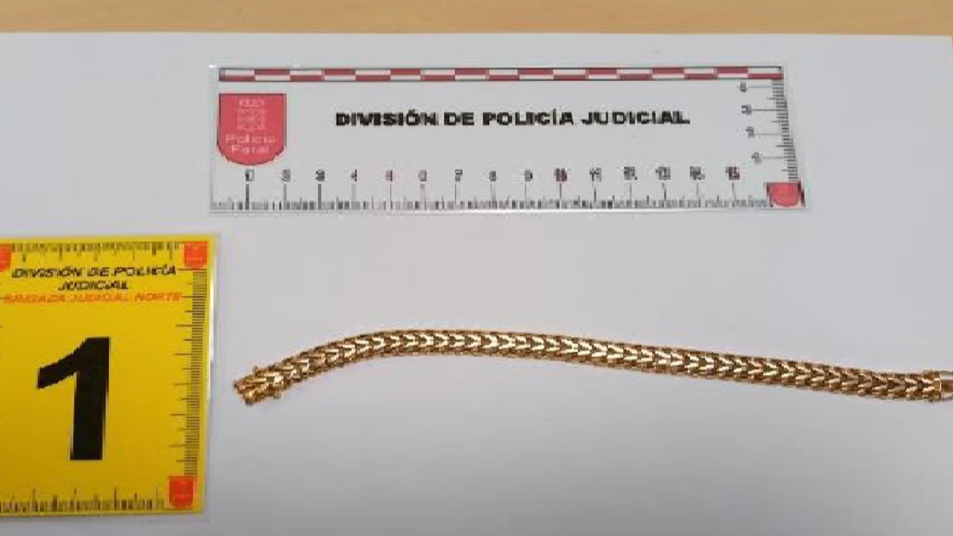Una de las piezas sustraídas y recuperada