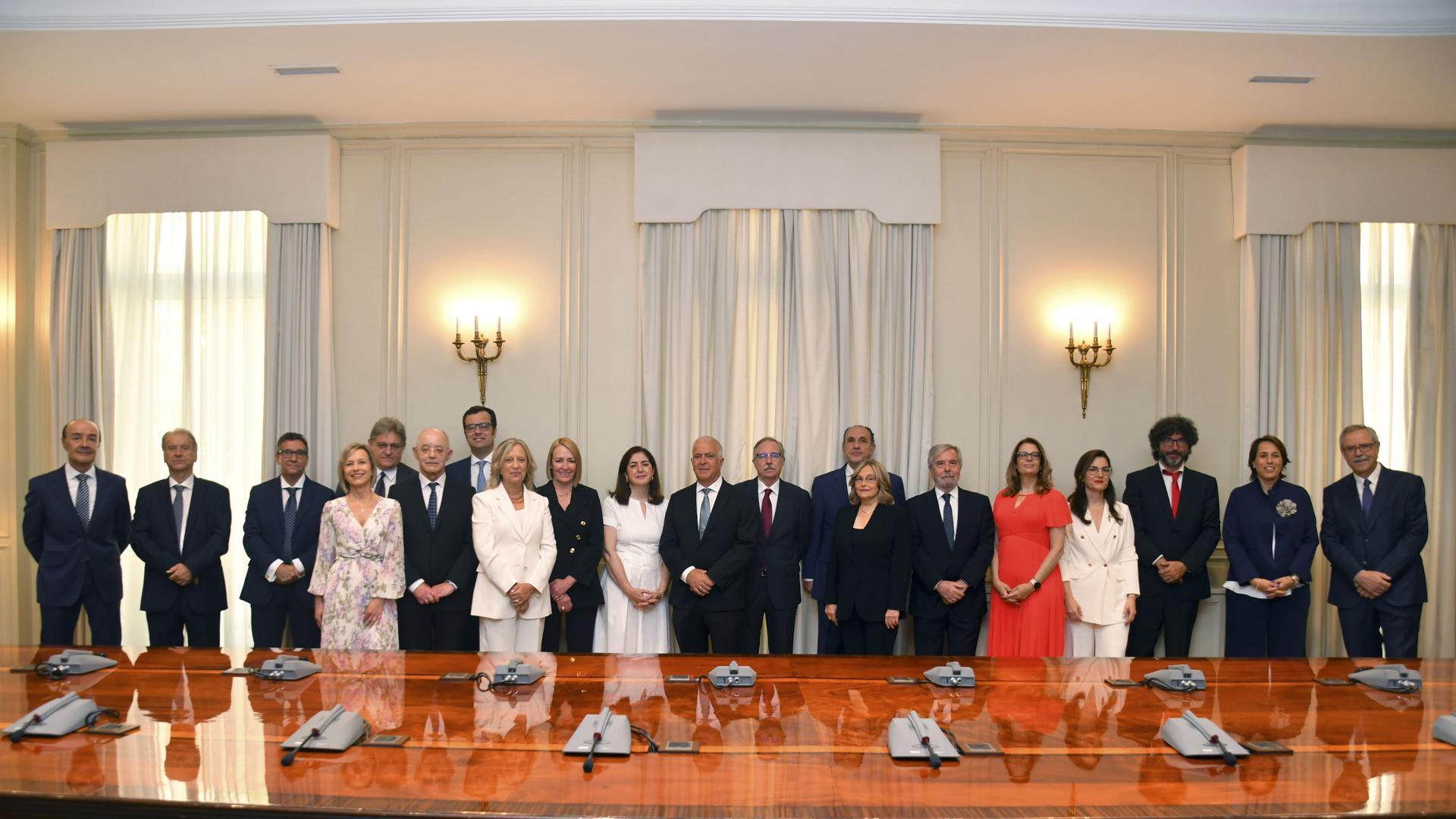 Los miembros del Consejo General del Poder Judicial (CGPJ), que han celebrado la sesión constitutiva de su octavo mandato