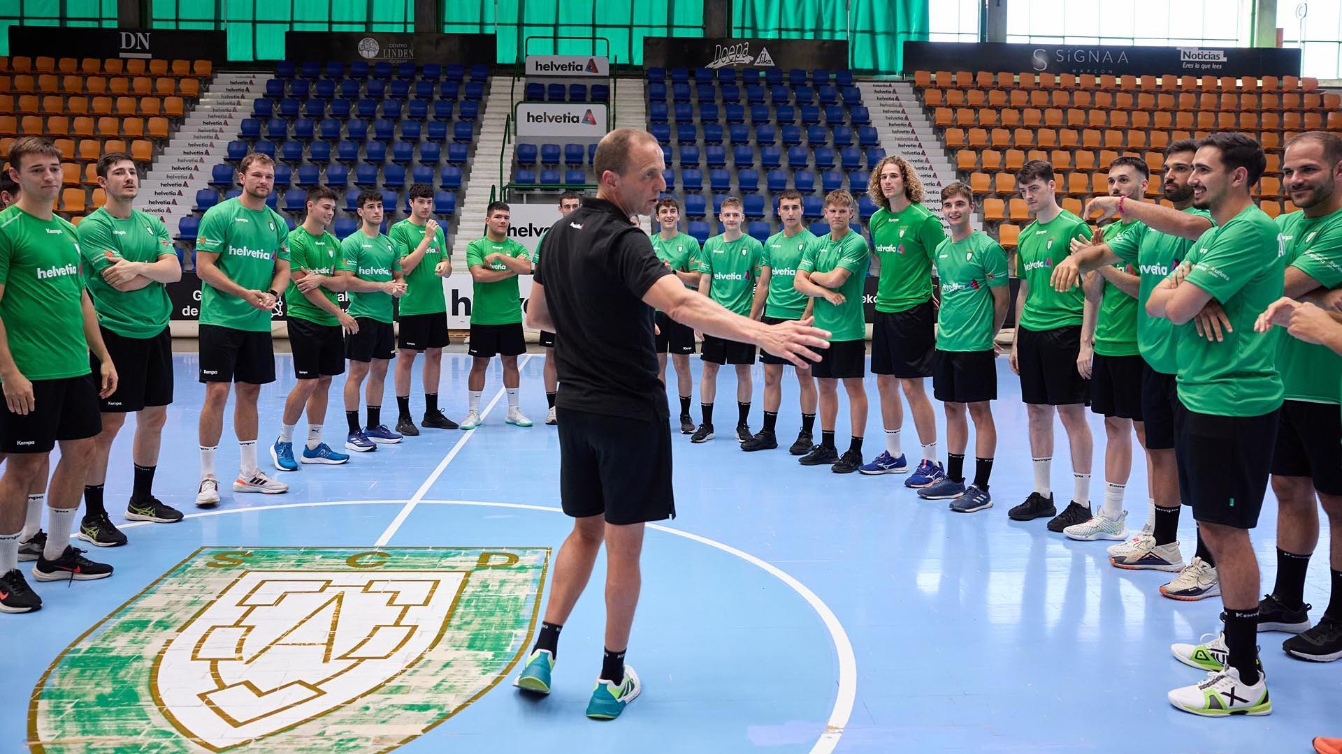 Fotos del inicio de pretemporada del Helvetia Anaitasuna. /