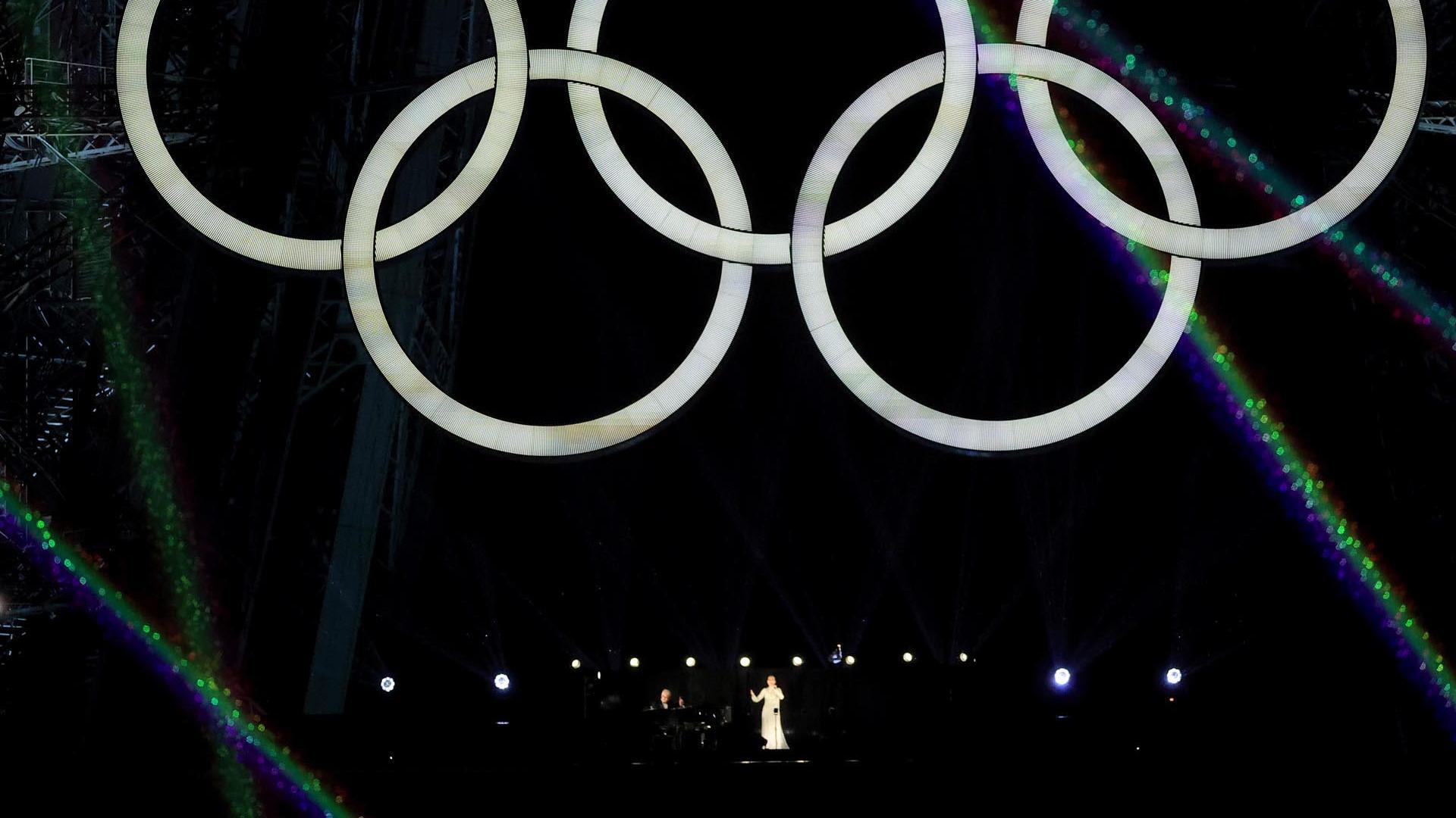 Céline Dion, durante su actuación en la ceremonia inaugural de los Juegos Olímpicos en París