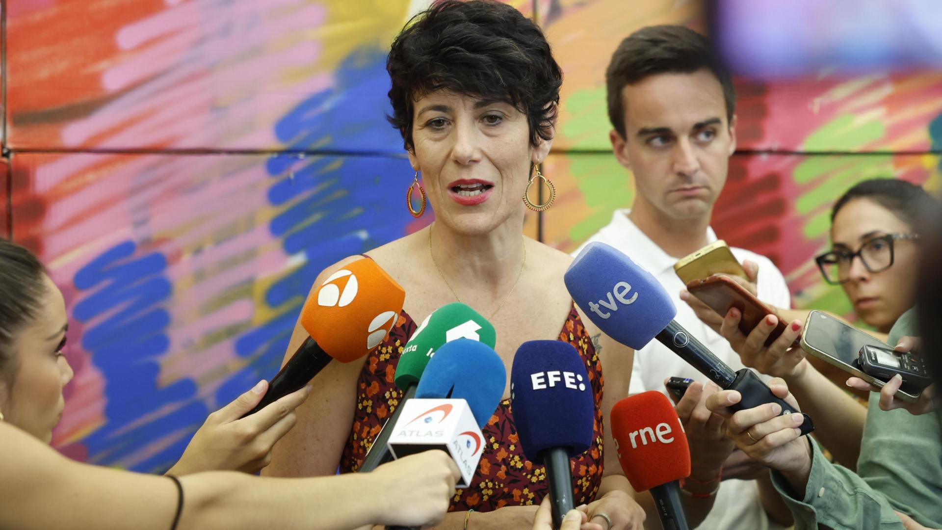 La ministra de Inclusión, Seguridad Social y Migraciones, Elma Saiz, valora este miércoles en Madrid el acuerdo alcanzado en la Mesa de Diálogo Social de Seguridad Social y Pensiones