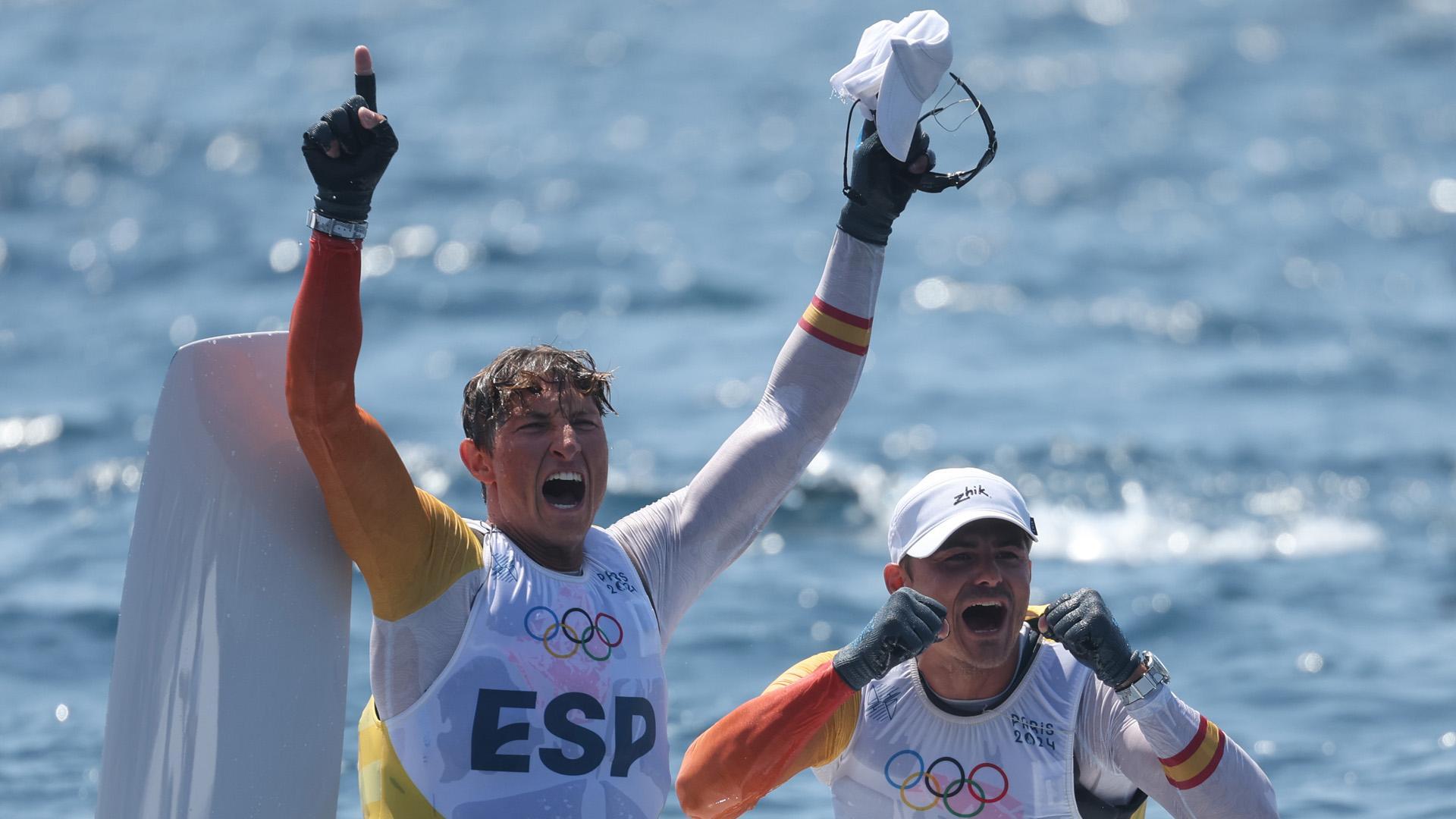 Diego Botín y Florian Trittel celebran su oro olímpico