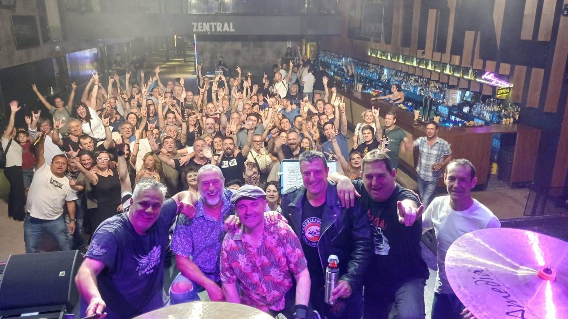 El grupo Atxajaunak