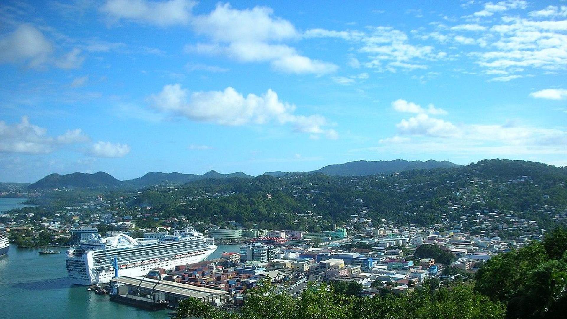 Castries, capital de Santa Lucía