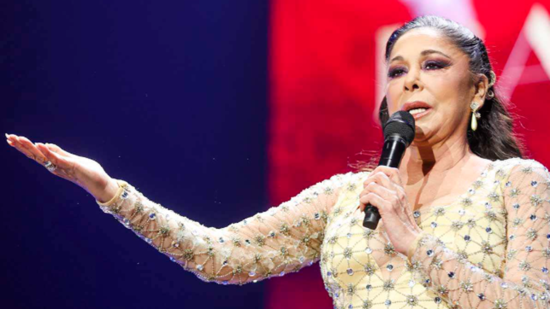 Isabel Pantoja quiere contar su vida