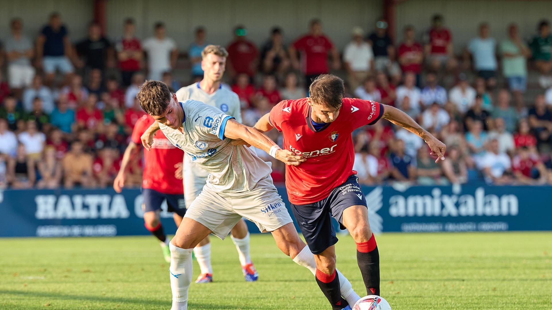 Fotos del amistoso Osasuna - Alavés