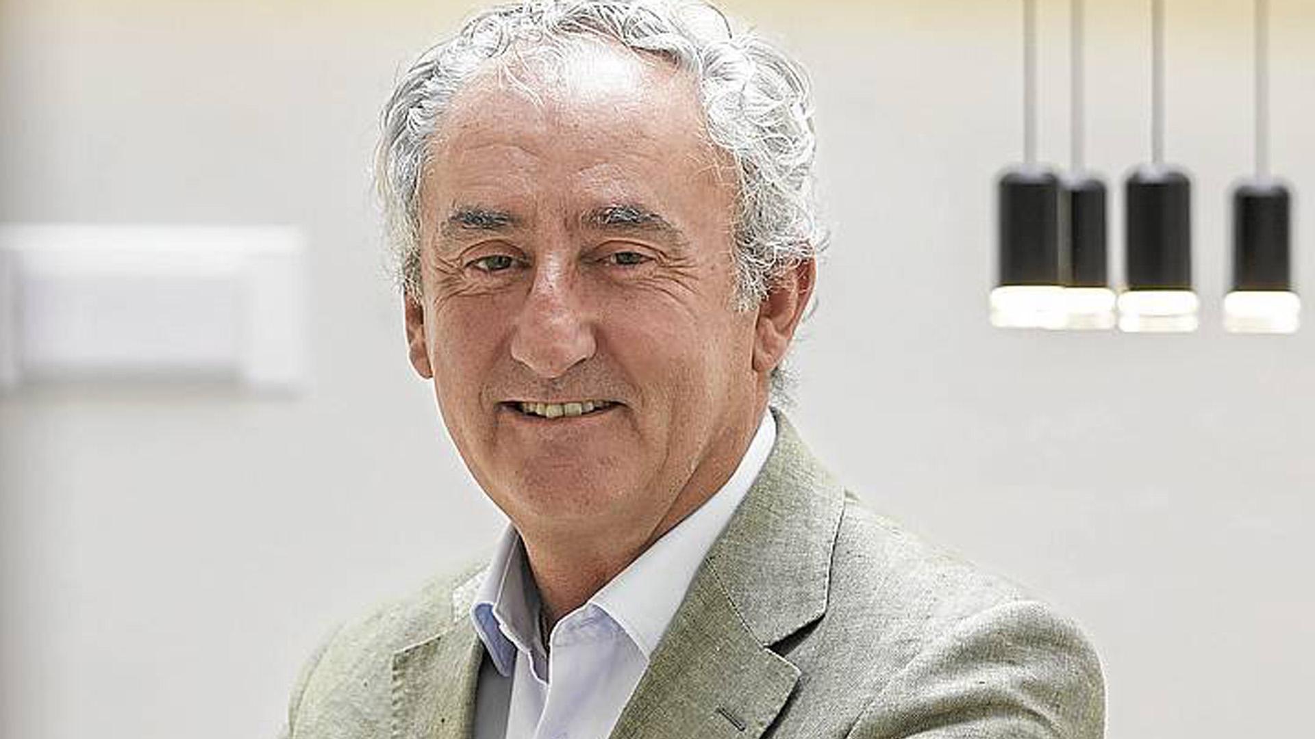 Tomás Cobo, presidente de la Organización Médica Colegial