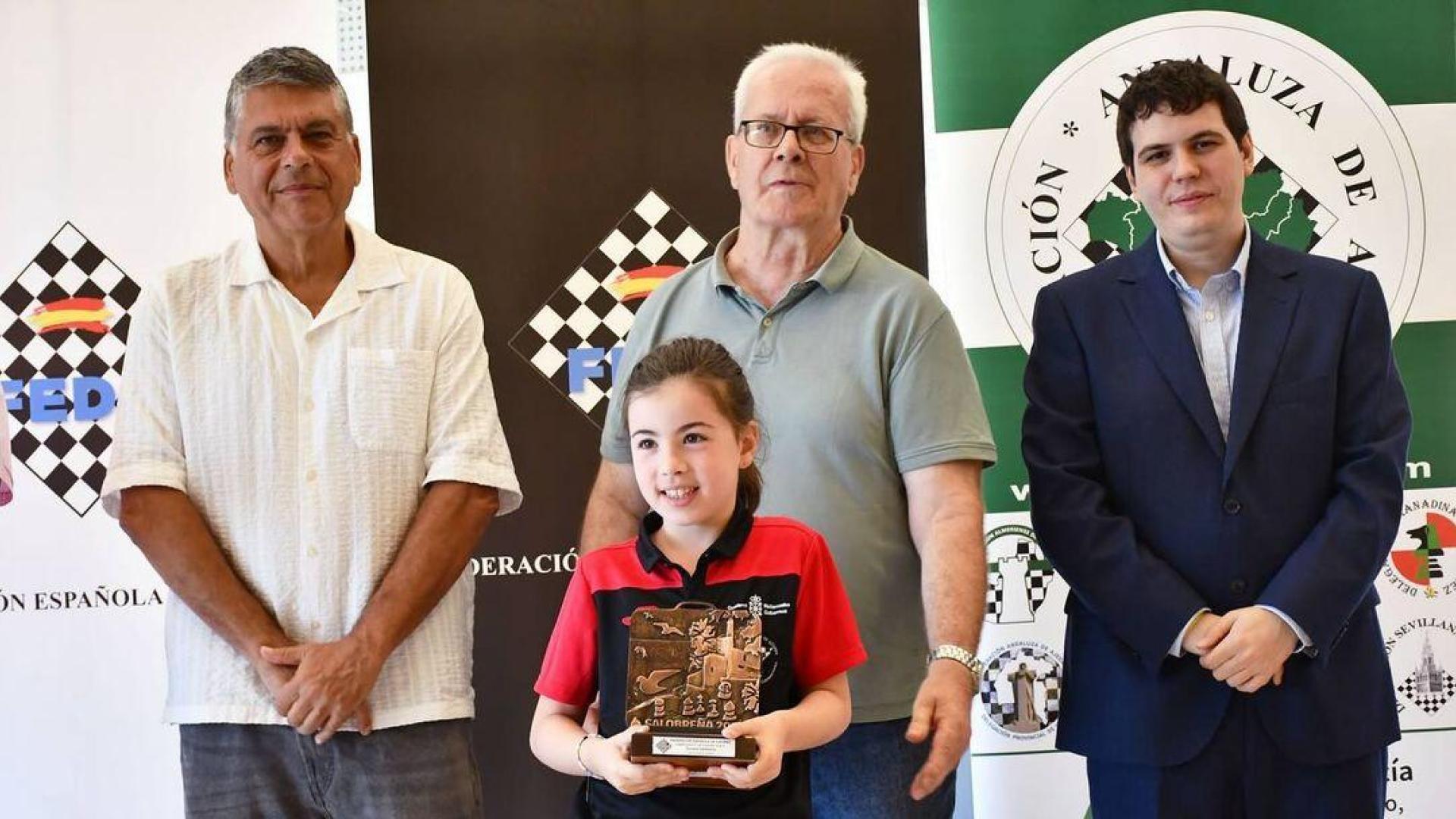 Paula Cuadra Pérez, tercera clasificada en sub 8.