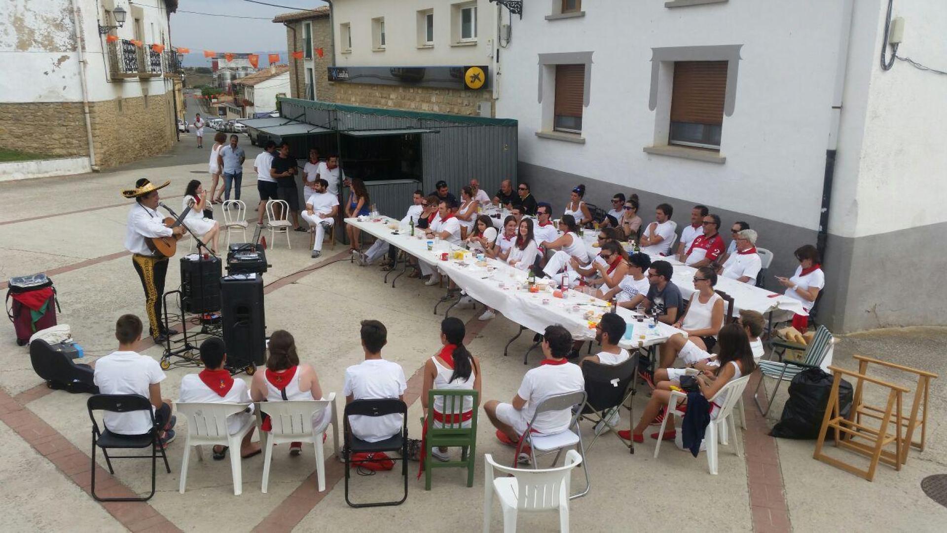 Actividad en fiestas de Sada en un año anterior.