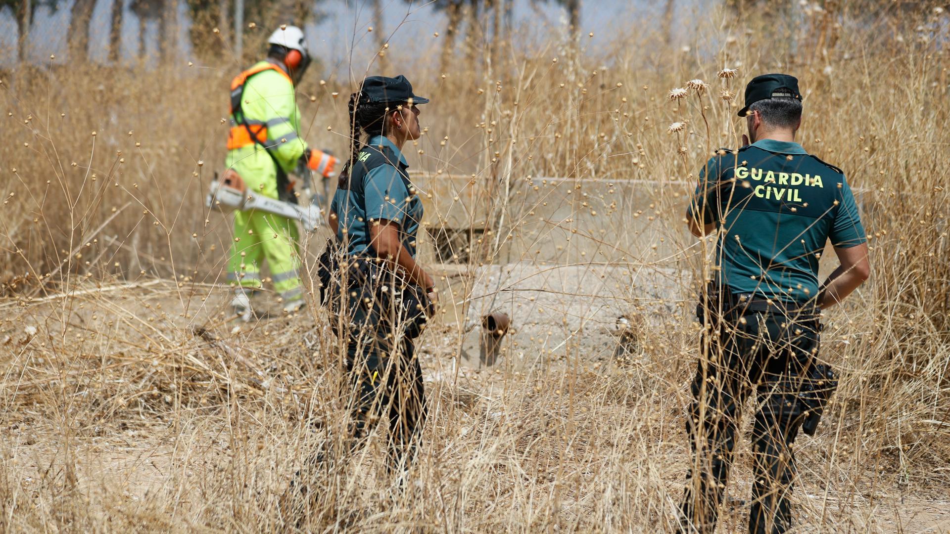 Unidades especiales de la Guardia Civil continúan buscando el arma que mató a Mateo