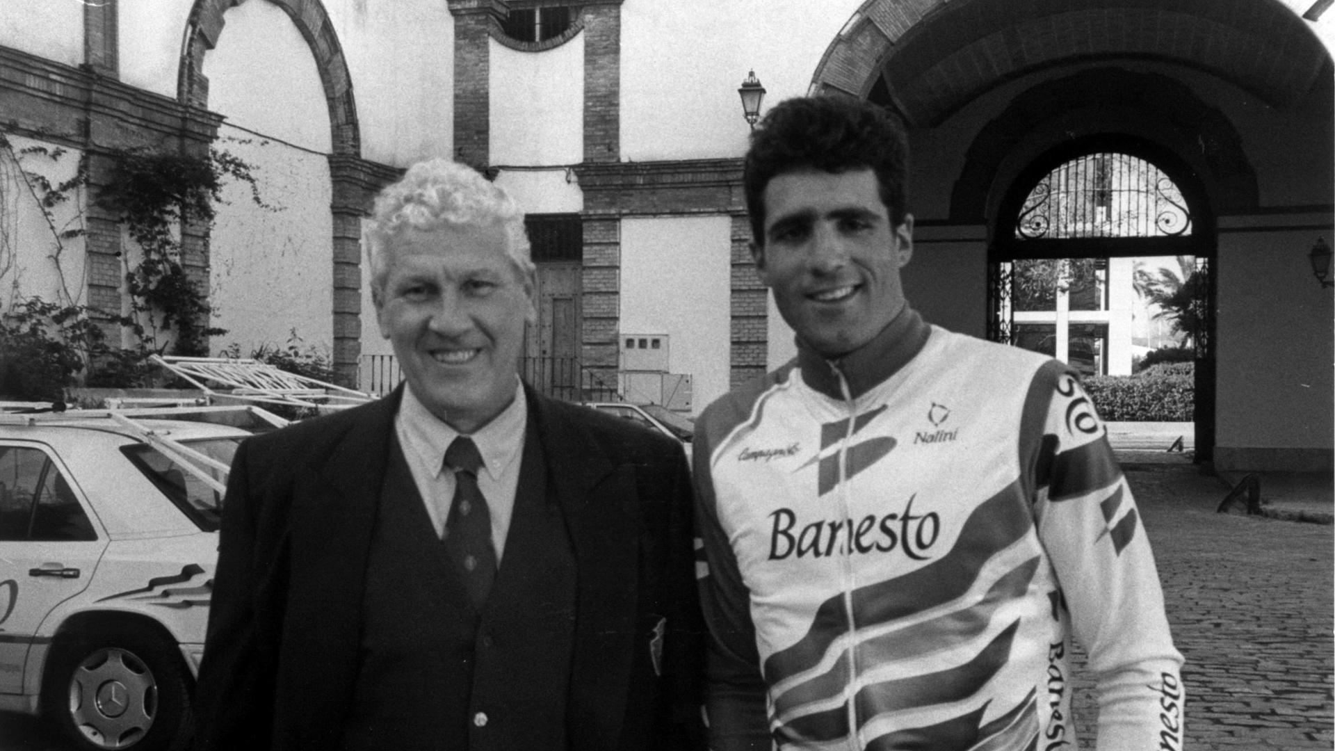 'Paquito' e Induráin. Osasuna y Banesto coincidieron en el mismo hotel en Andalucía en febrero de 1996