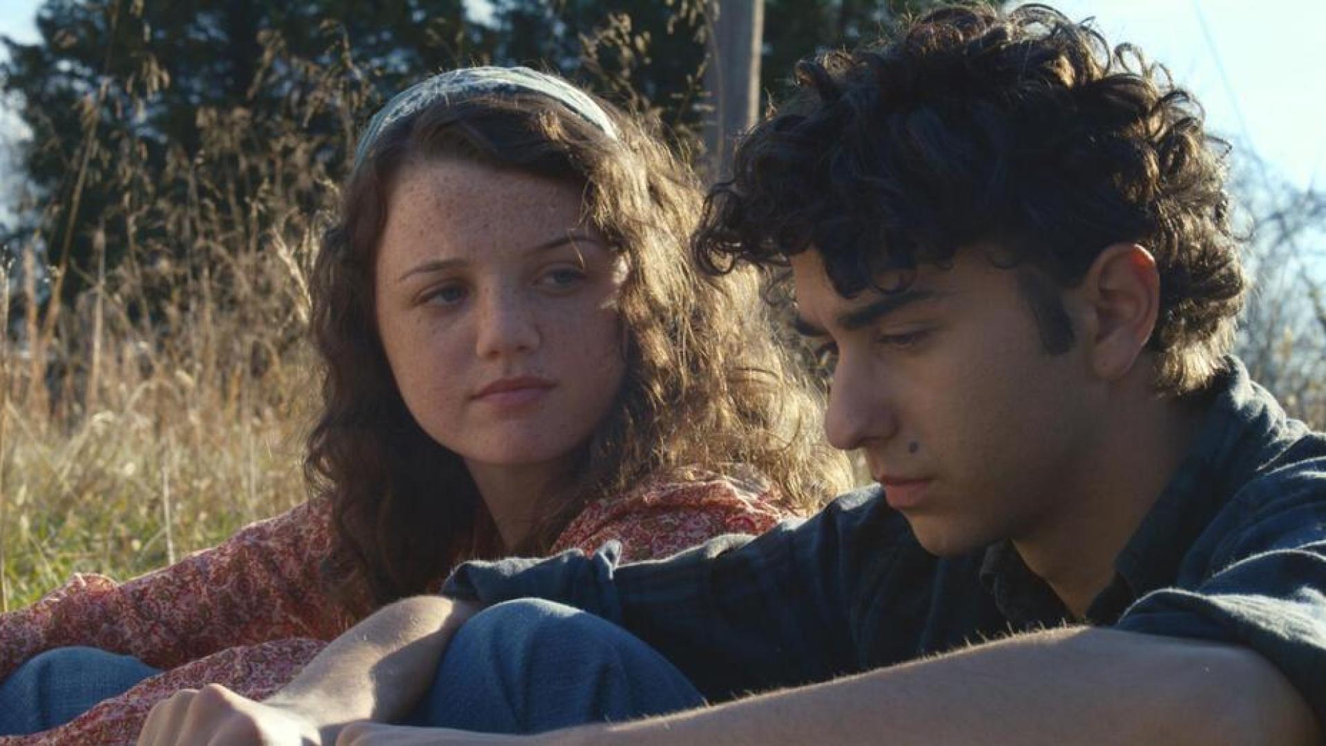 Fotograma de la película 'Coming through the rye', en la que dos adolescentes tratan de encontrar al escritor J. D Salinger, autor de la novela 'El guardián entre el centeno', icono de la rebeldía adolescente.
