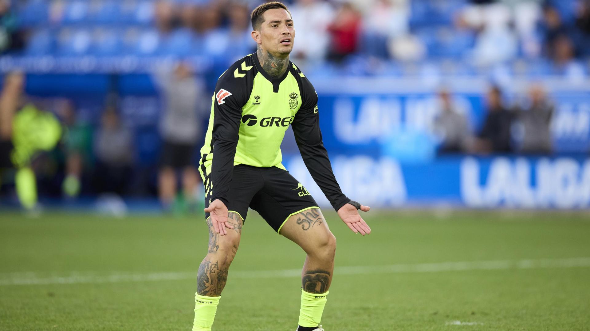 Chimy Avila of Real Betis Balompie reacts during the LaLiga EA Sports match between Deportivo Alaves and Real Betis Balompie at Mendizorrotza Stadium on August 25, 2024, in Vitoria, Spain.

AFP7 

25/08/2024 ONLY FOR USE IN SPAIN