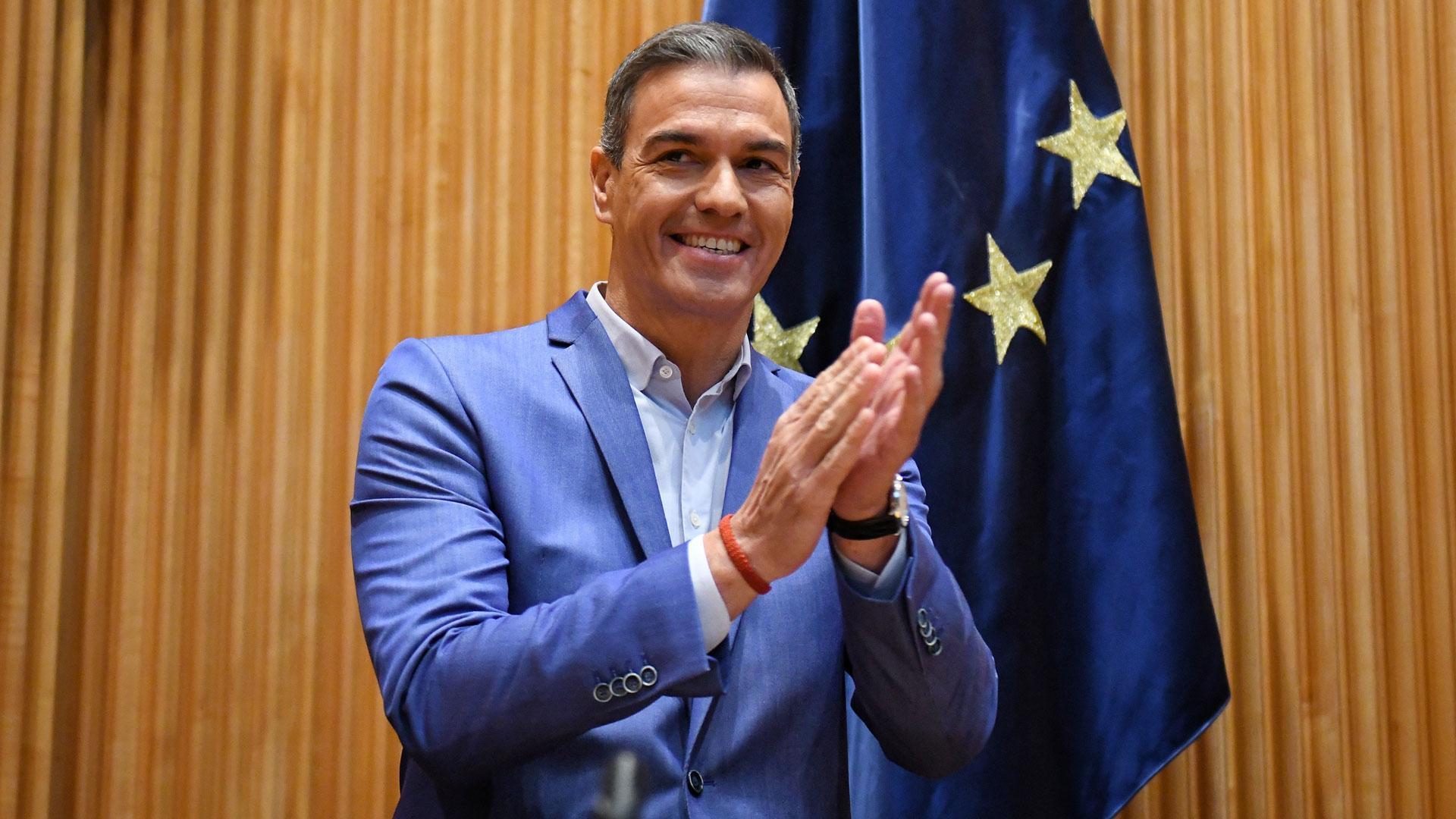 El secretario general del PSOE y presidente del Gobierno, Pedro Sánchez, en la reunión interparlamentaria socialista de los grupos parlamentarios del Congreso de los Diputados y del Senado y eurodiputados