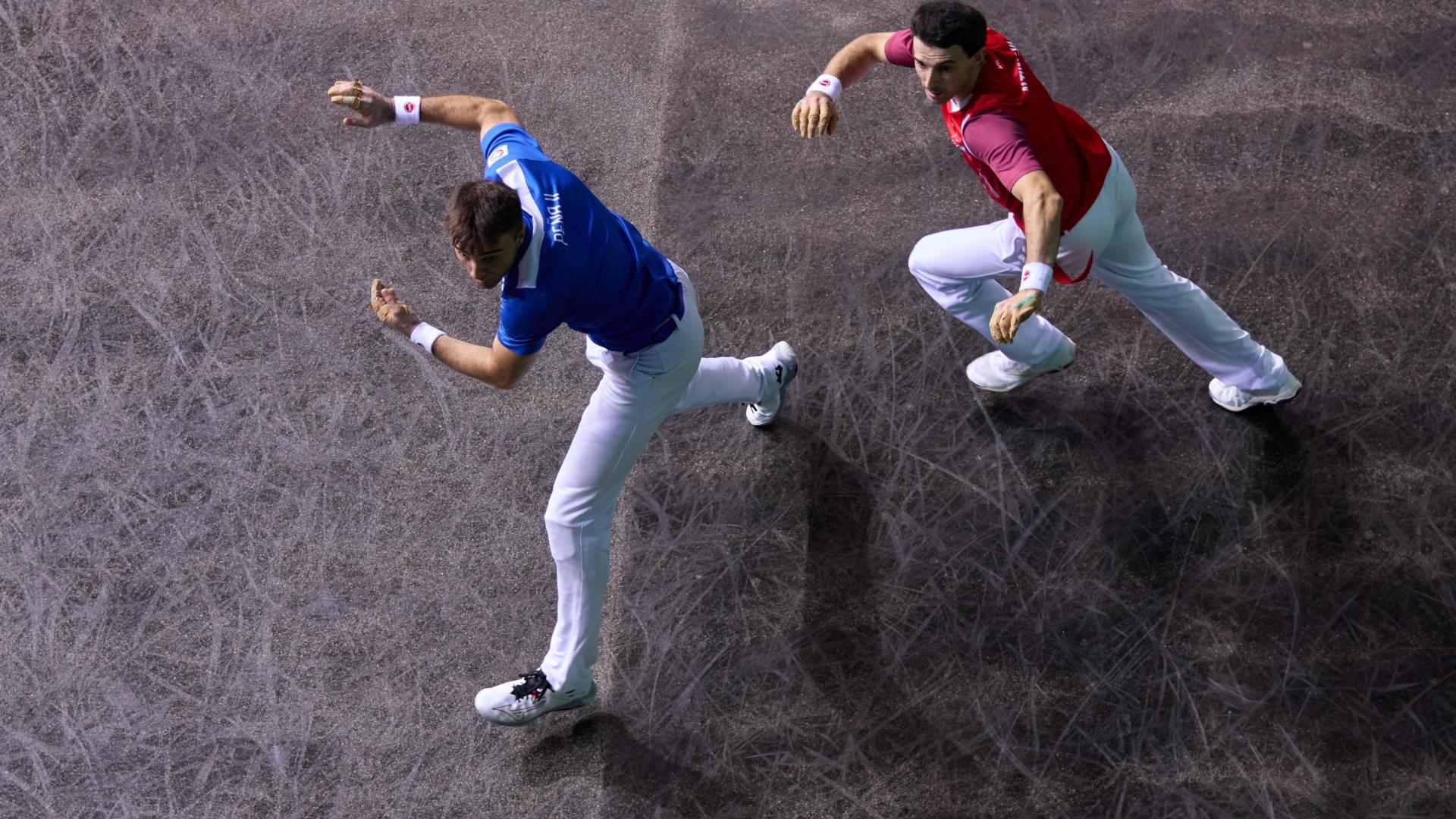 Jokin Altuna, con Jon Ander Peña, en la final del Masters.