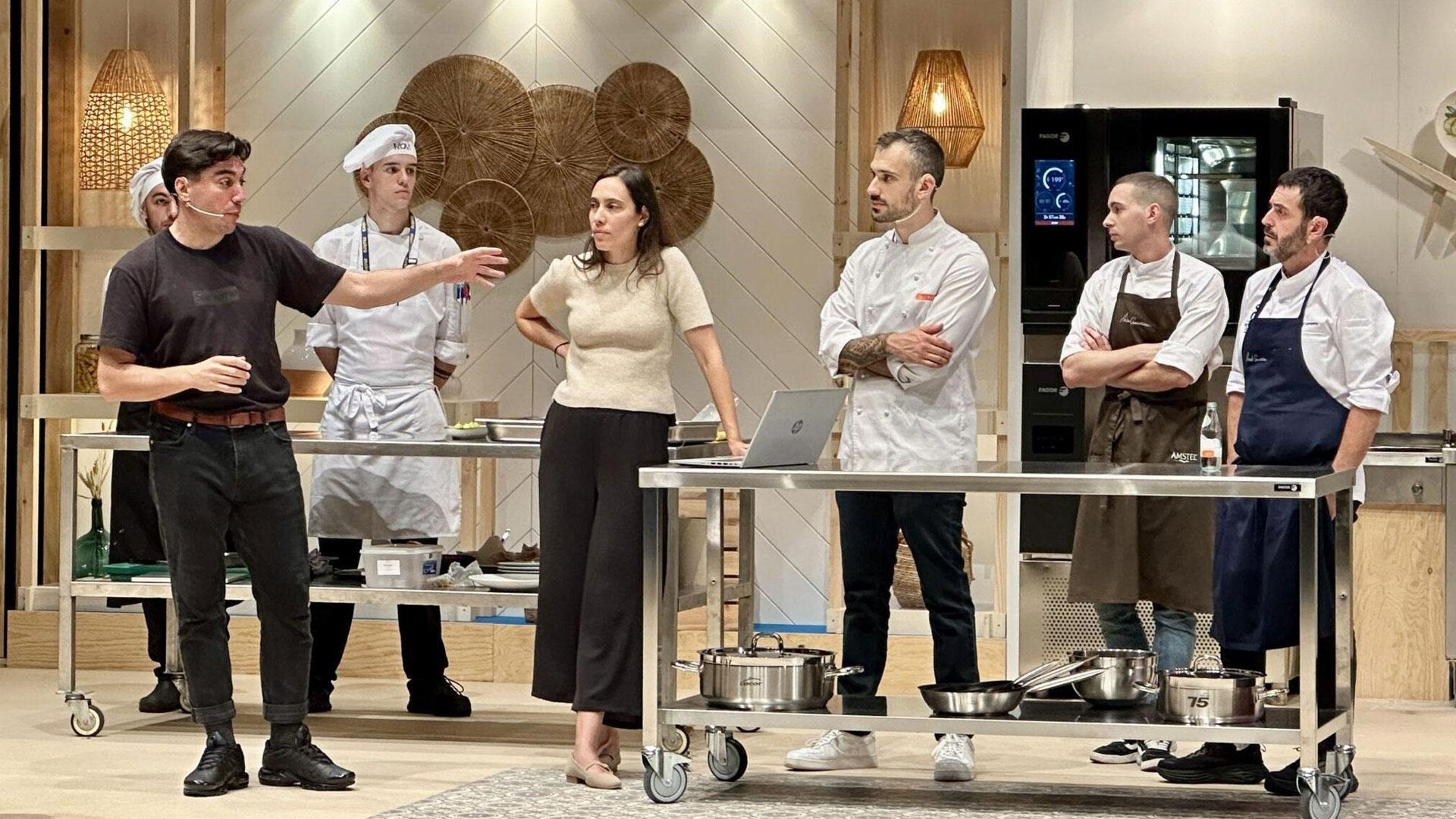 Ricard Camarena 'vence' a la inteligencia artificial en un reto culinario