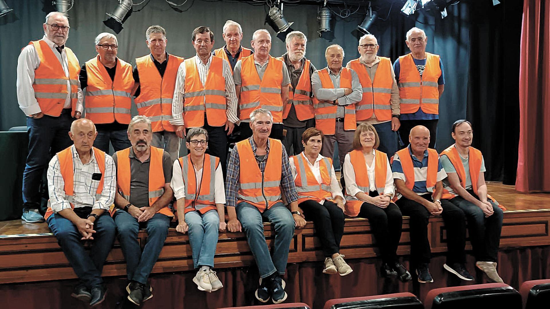 Parte de los integrantes del grupo de voluntariado urbano San Sebastián de Tafalla