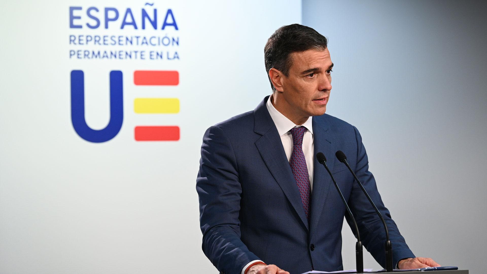 El presidente del Gobierno, Pedro Sánchez, ofrece una rueda de prensa tras una reunión del Consejo Europeo celebrada este miércoles en Bruselas
