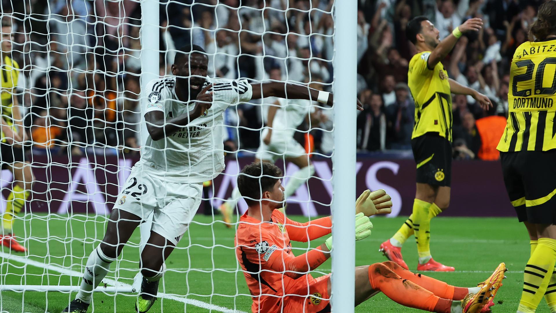 Antonio Rüdiger anota el 1-2 que daba comienzo a la remontada del Real Madrid contra el Borussia Dortmund