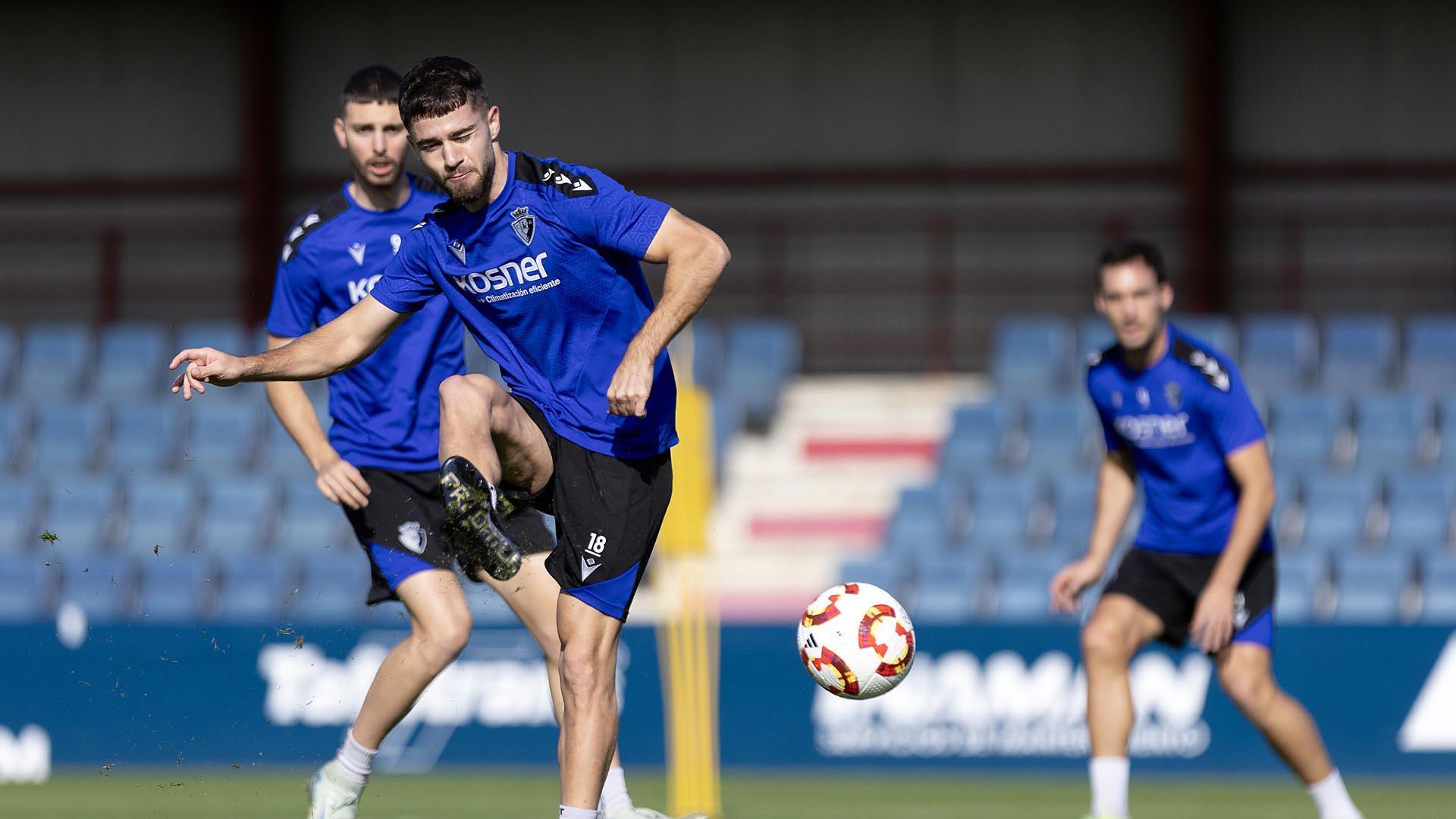 Imágenes del entrenamiento de Osasuna en Tajonar este martes 29 de octubre