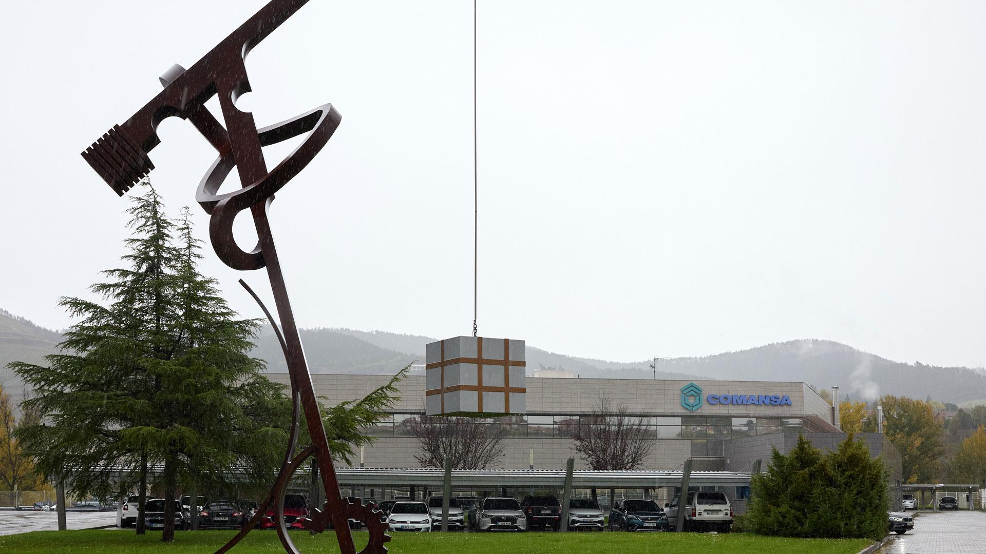Exterior de las oficinas de Comansa en Huarte.