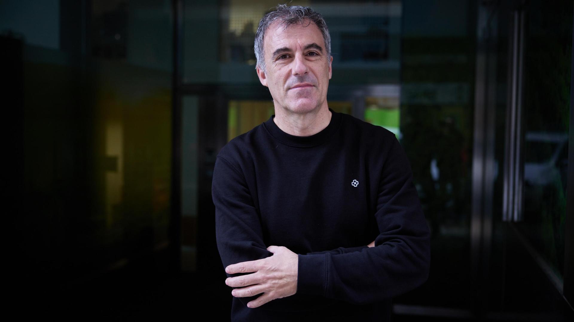 Fermín Aldaz dice que Francia o Portugal cuentan con mejores redes de recarga que España